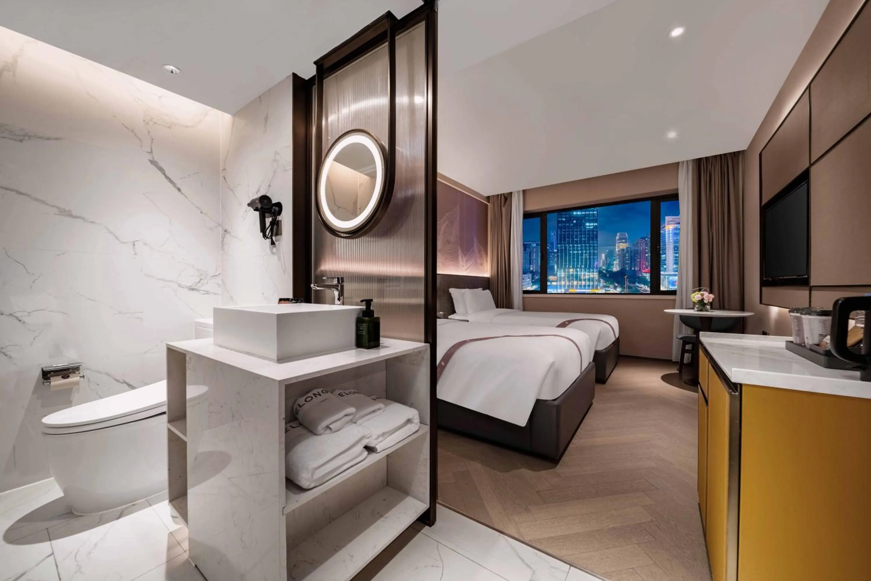 Bed in Imperial Traders Elong Hotel