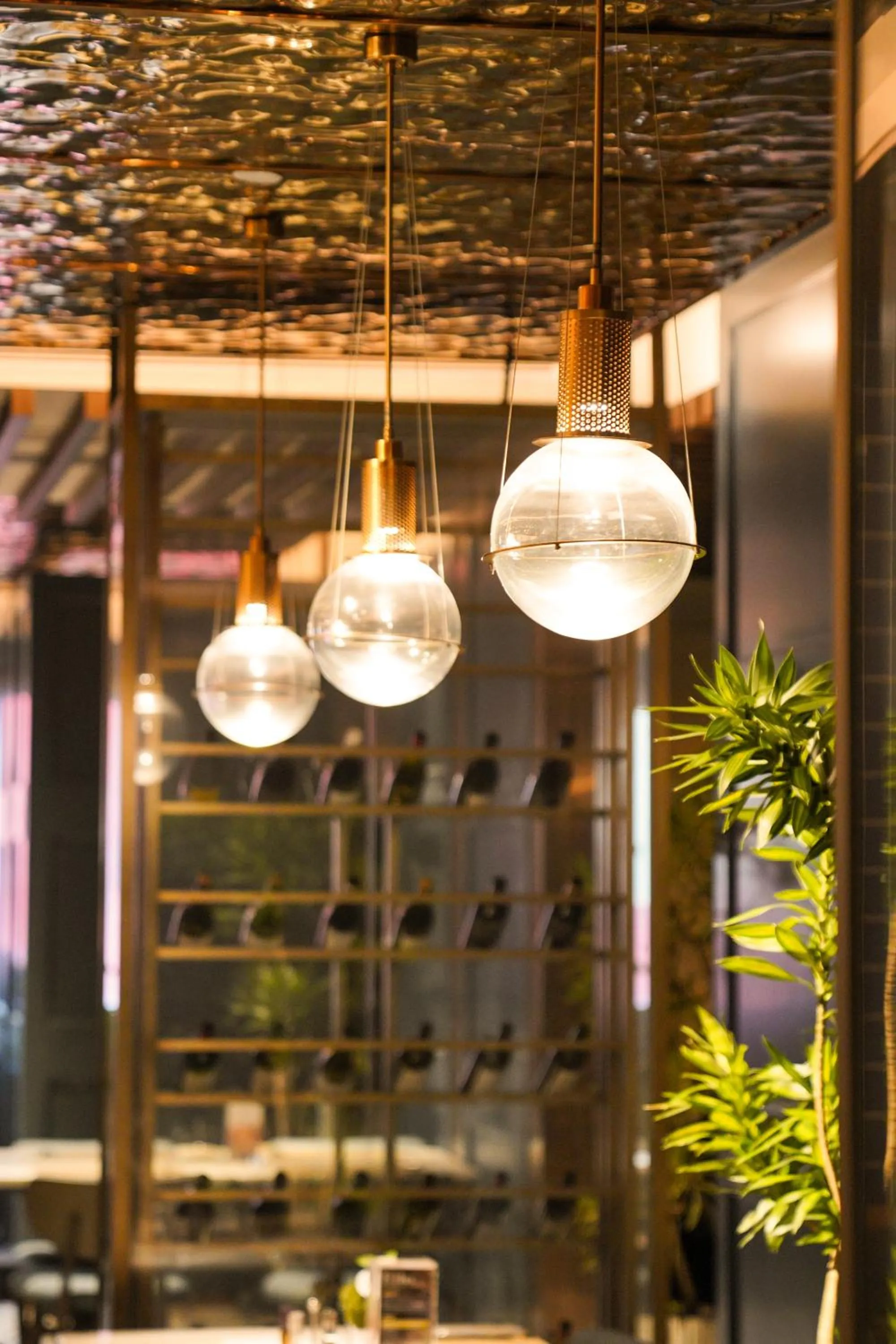 Restaurant/places to eat in Imperial Traders Elong Hotel