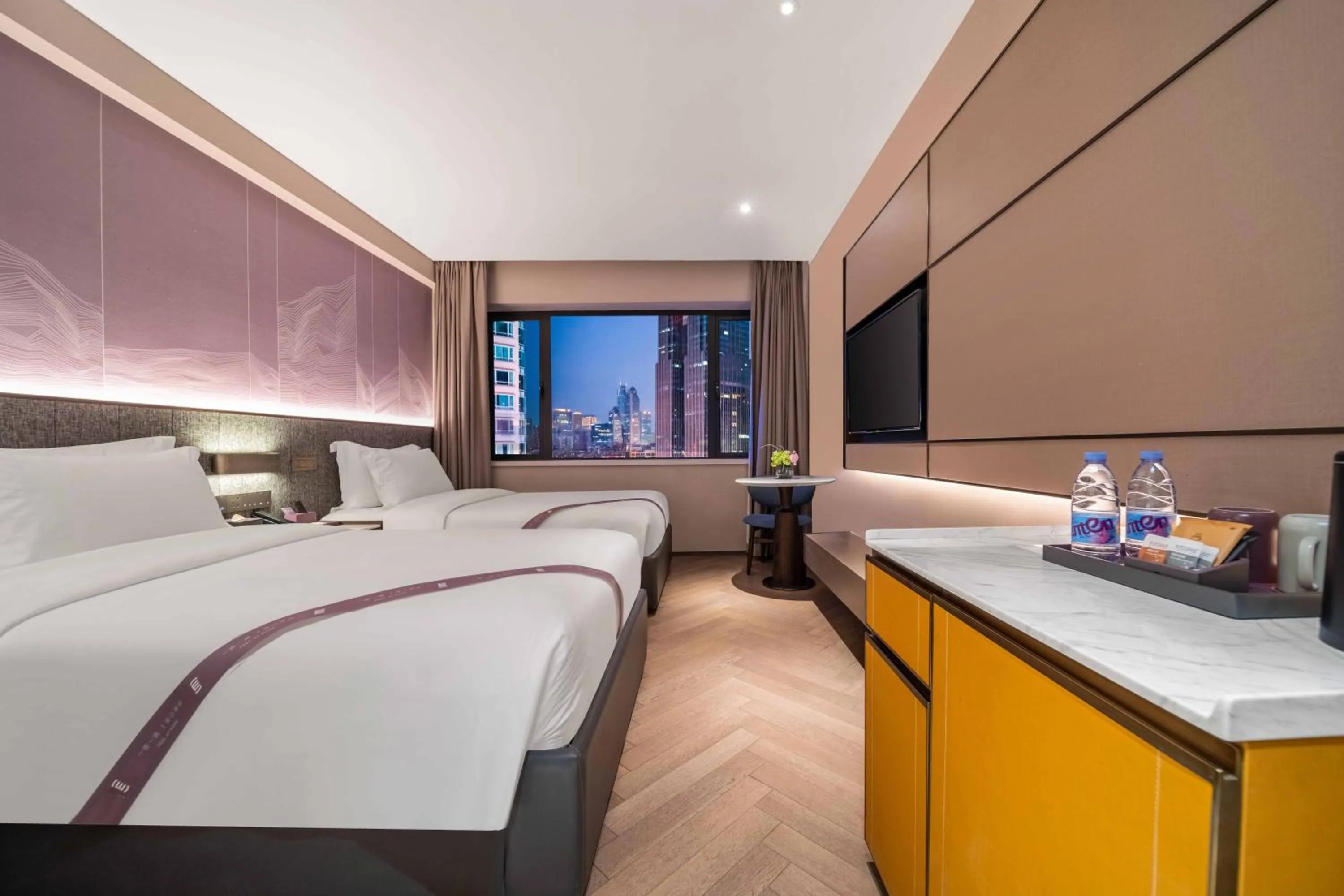 Photo of the whole room, Bed in Imperial Traders Elong Hotel