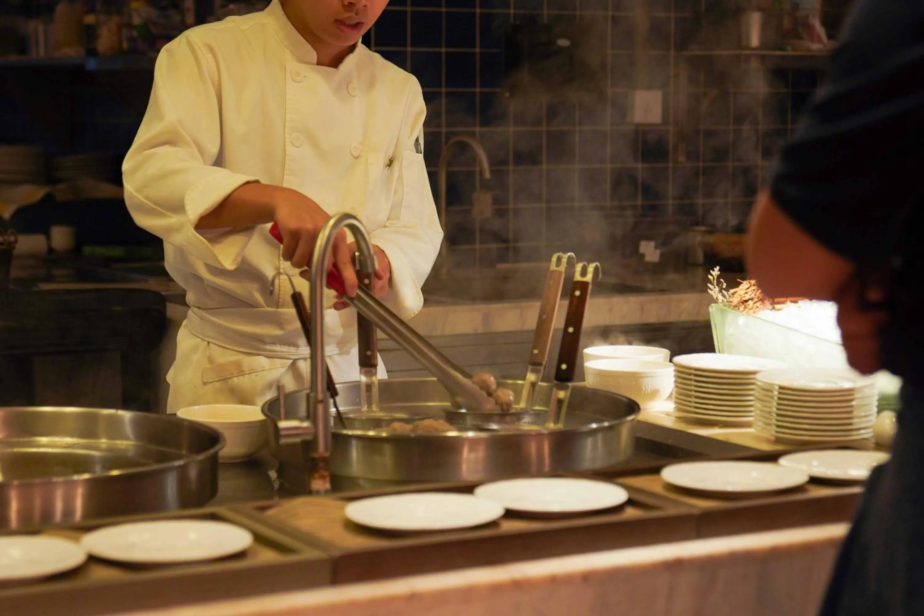 Food and drinks in Imperial Traders Elong Hotel