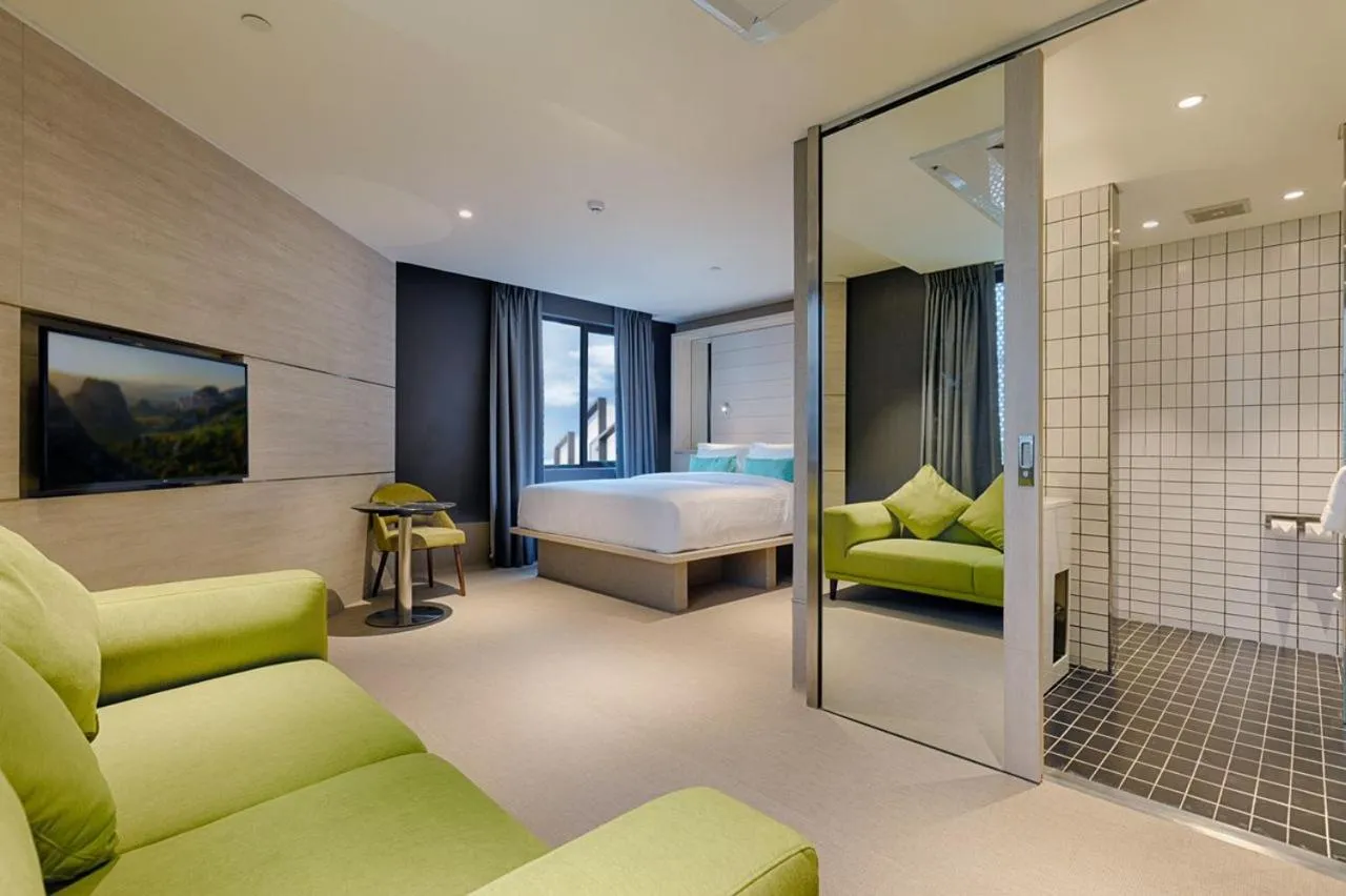 Bed in The Upper House, Batu Kawan