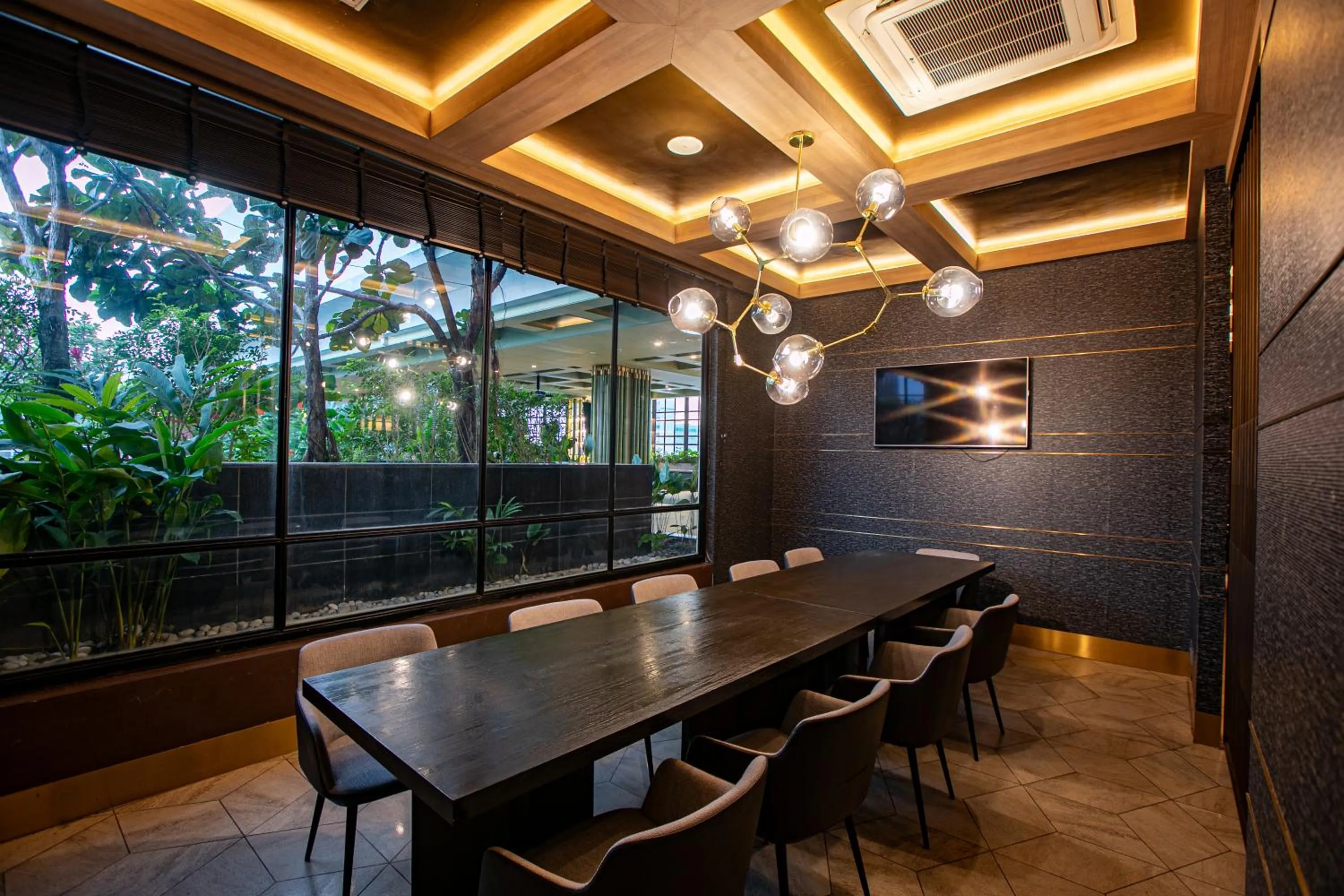 The Upper House, Batu Kawan