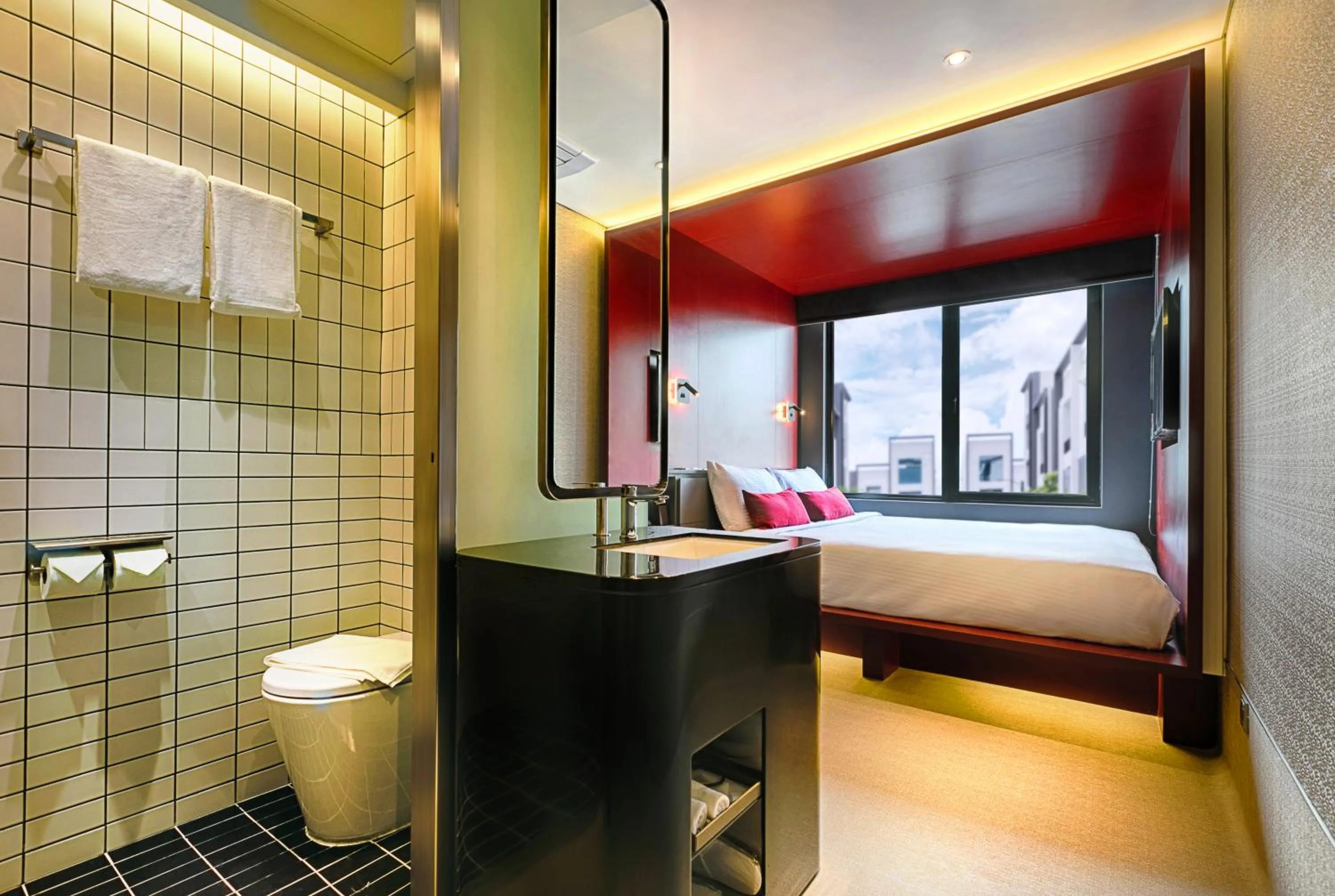 Bed in The Upper House, Batu Kawan