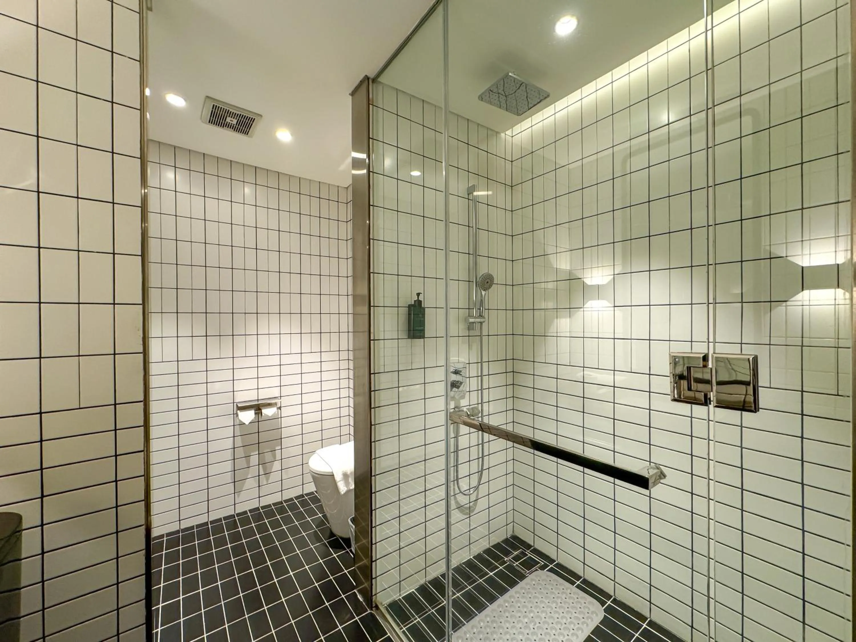 The Upper House, Batu Kawan