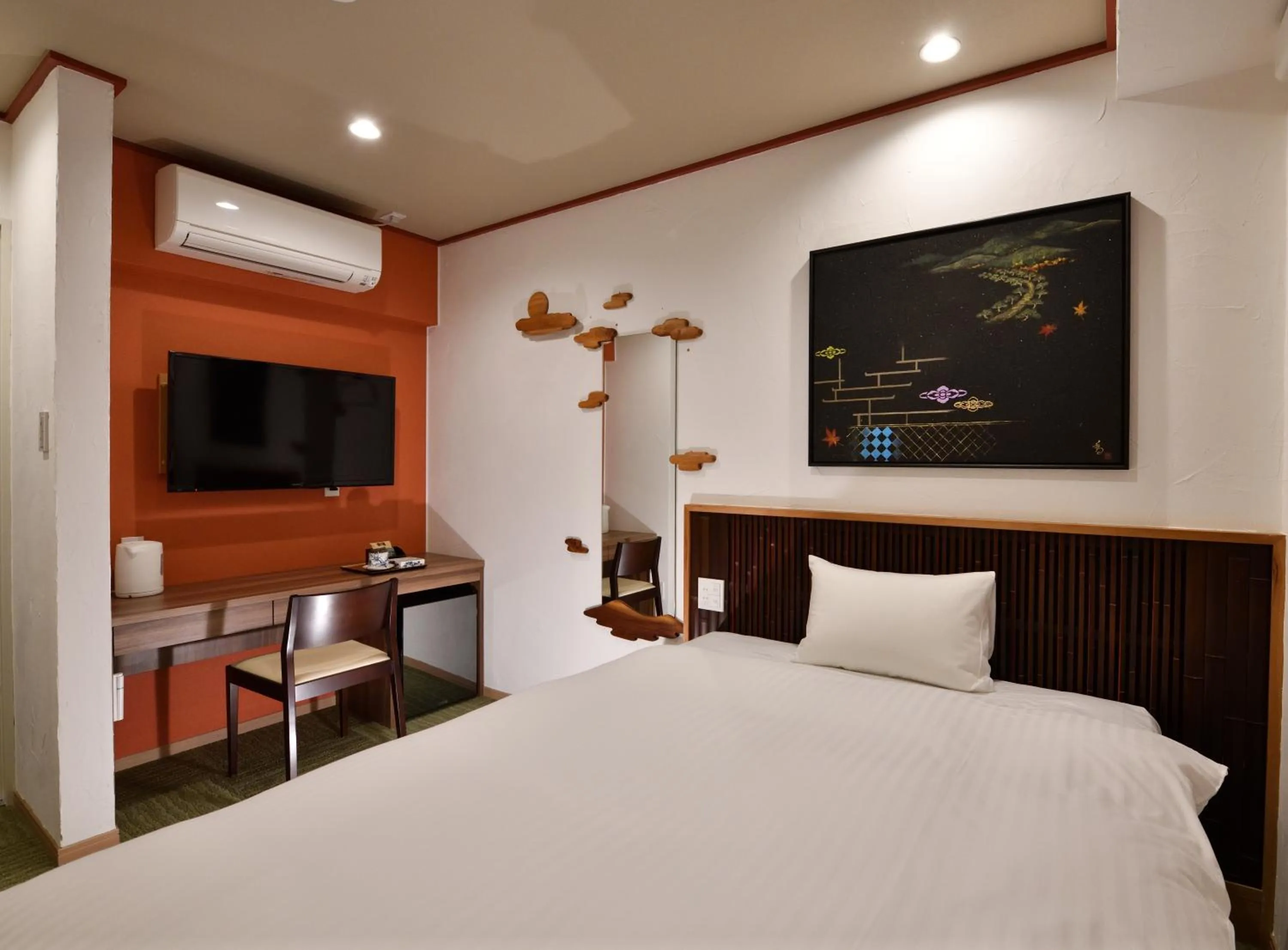 Bedroom, Bed in Wanosato Kyoto Musee