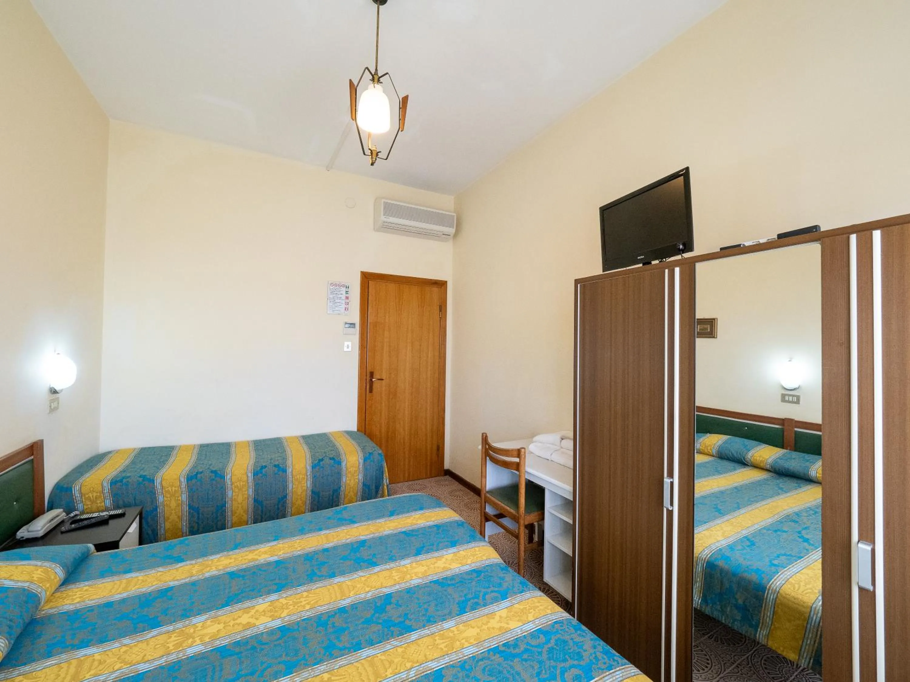 Bedroom, Bed in Hotel Blurelda