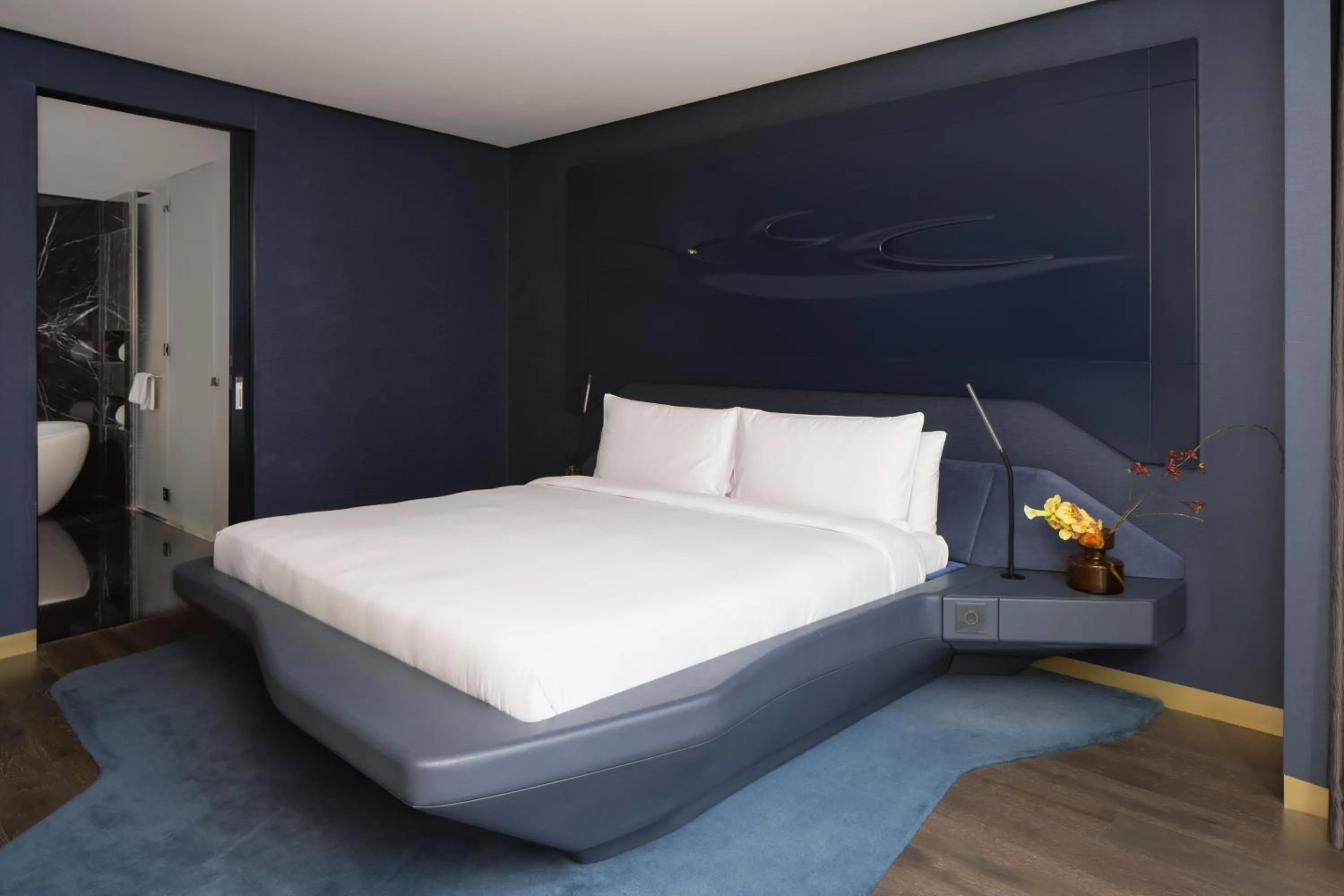 Bed in ME Dubai by Meliá