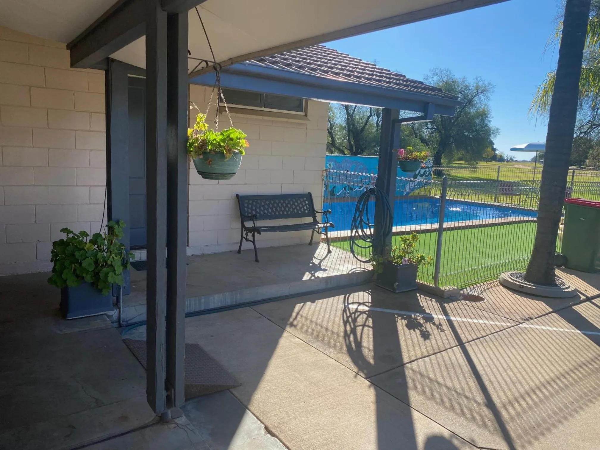 Peppercorn motor inn