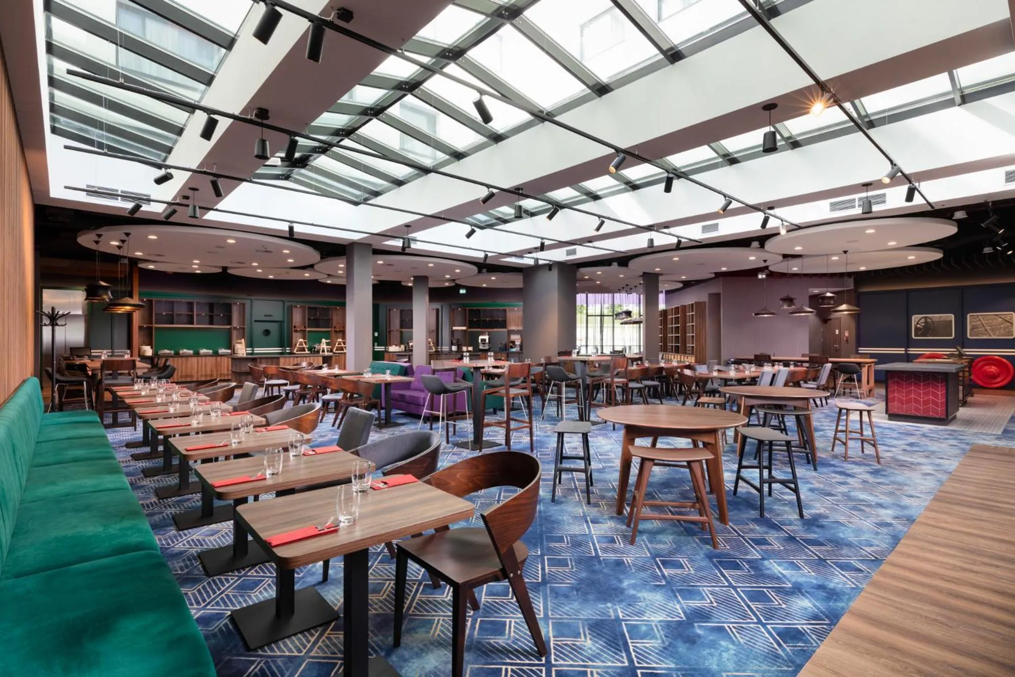 Restaurant/places to eat in Mercure Warszawa Ursus Station