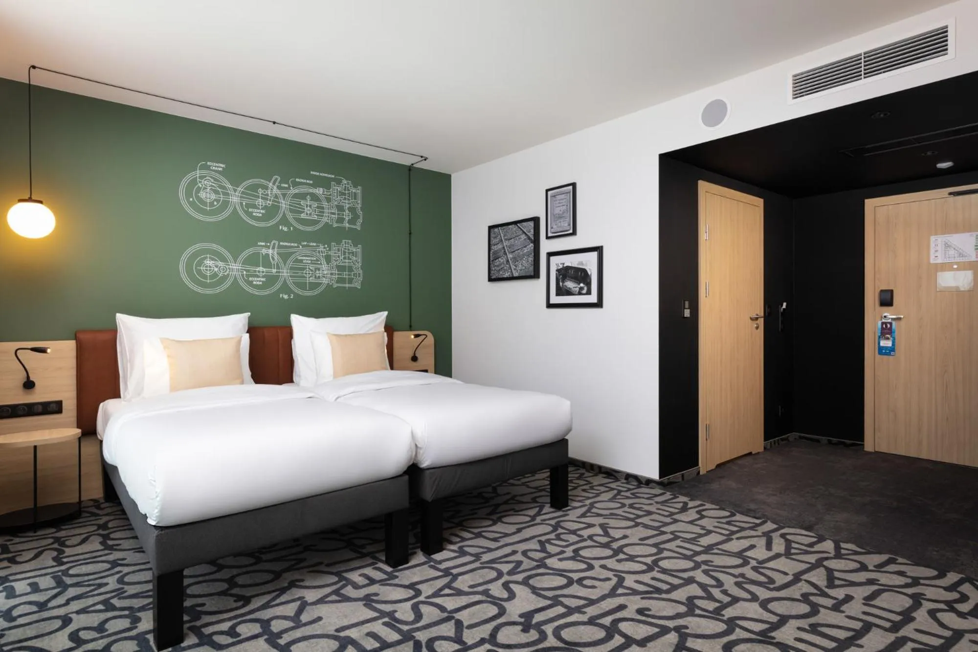 Bed in Mercure Warszawa Ursus Station