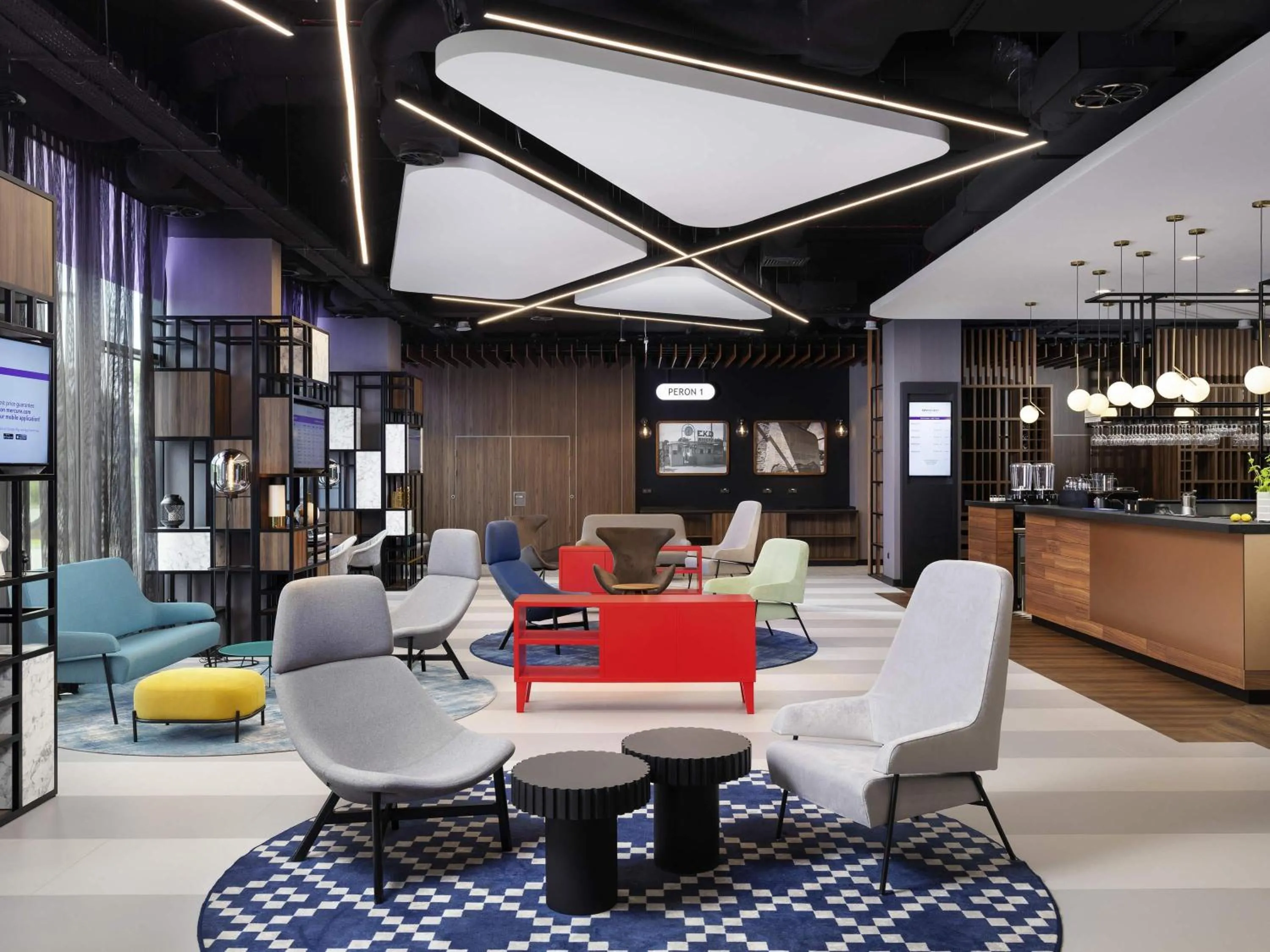 Lounge or bar in Mercure Warszawa Ursus Station