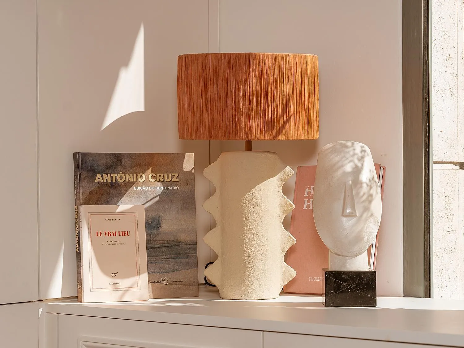 Decorative detail in Hôtel Zélie Champs-Elysées