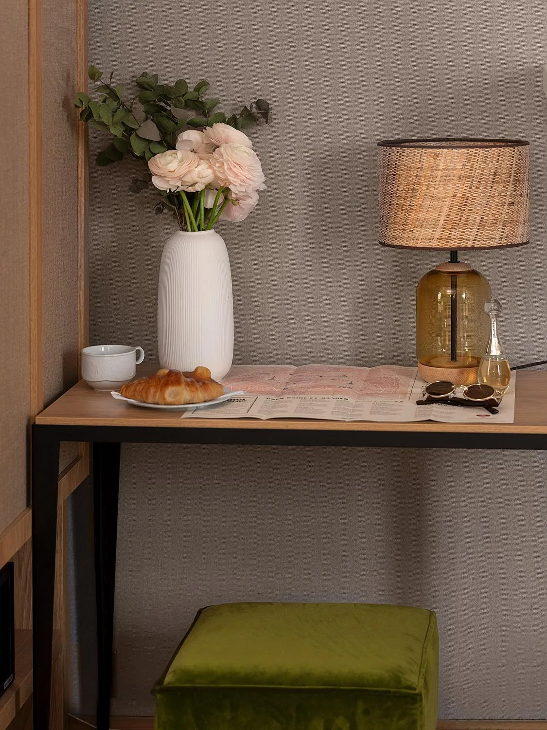 Decorative detail in Hôtel Zélie Champs-Elysées