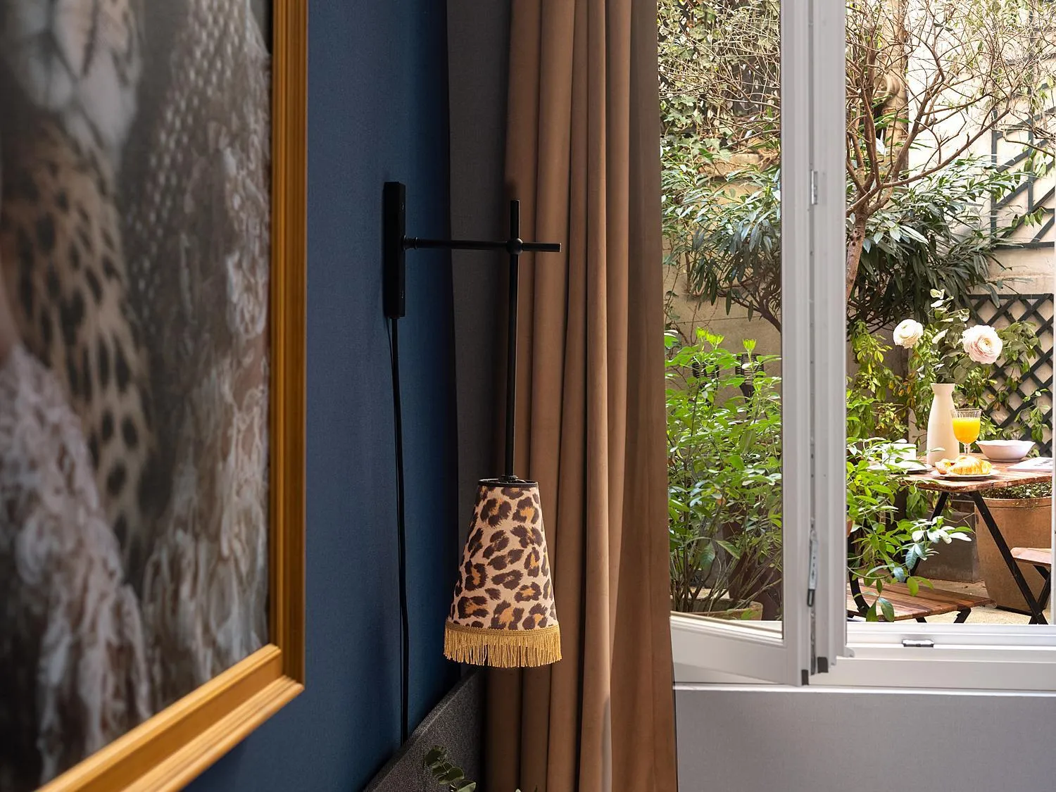 Balcony/Terrace in Hôtel Zélie Champs-Elysées