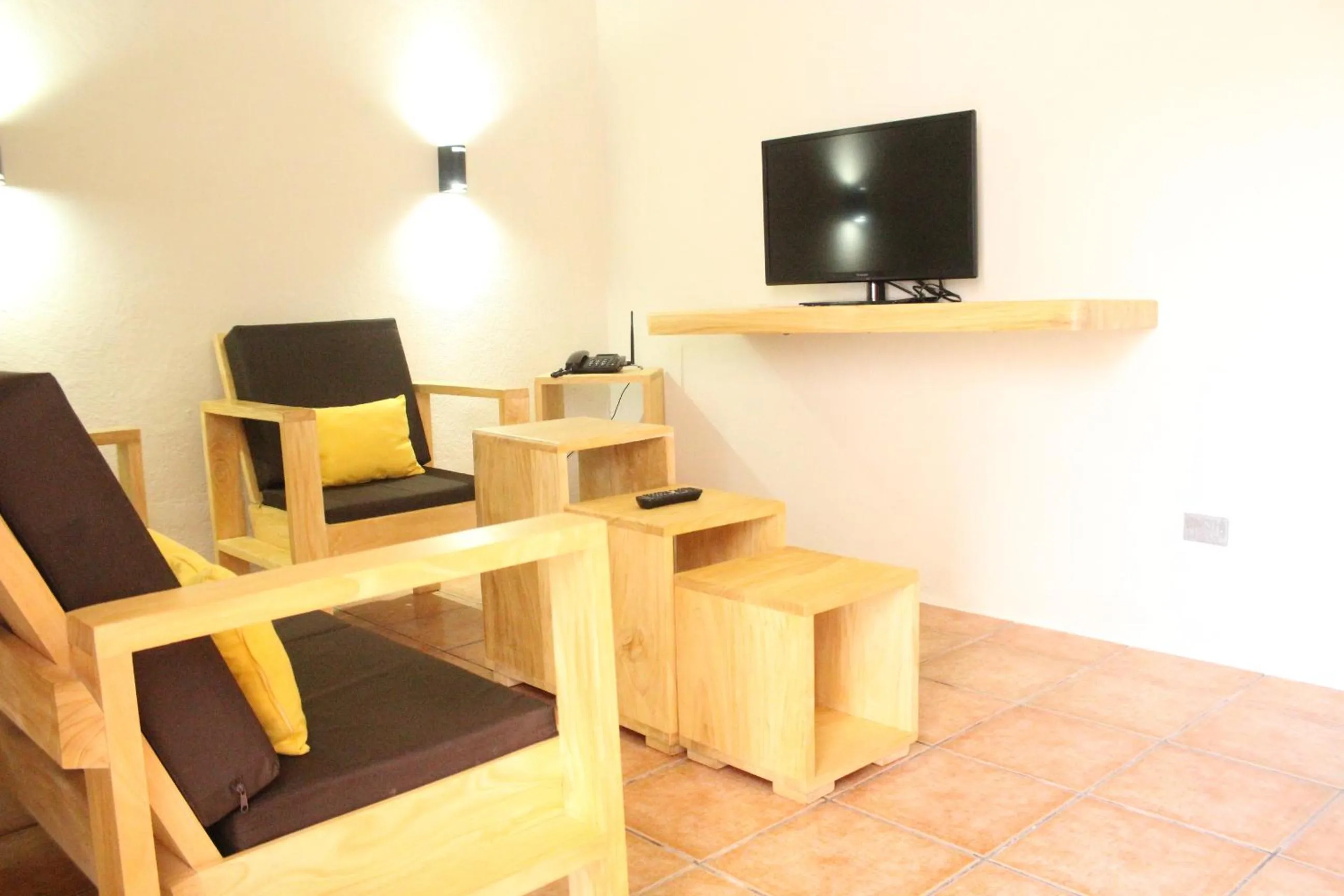 Communal lounge/ TV room in Hotel Bahia del Sol