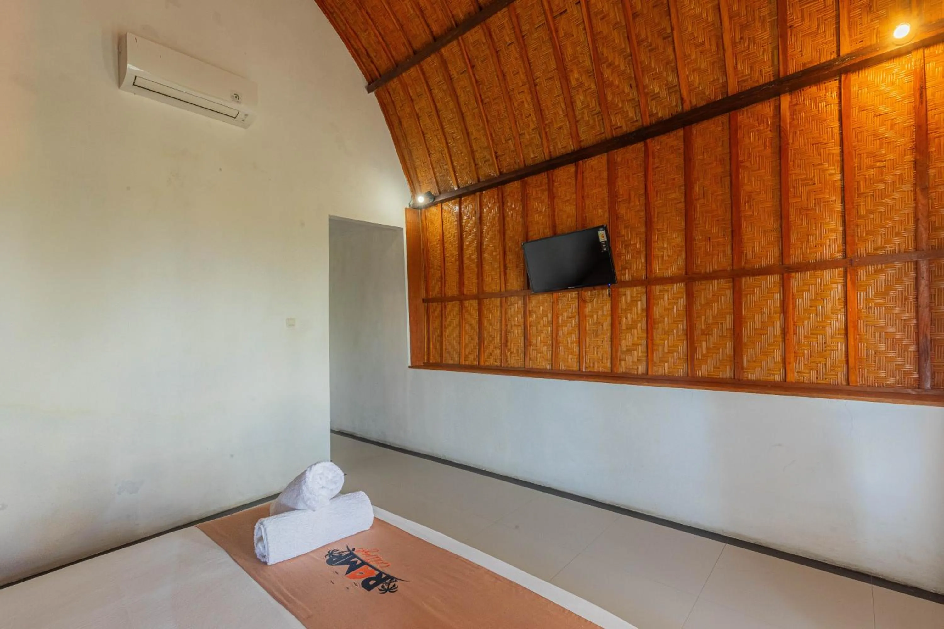 Bedroom, Bed in RAMP COTTAGE