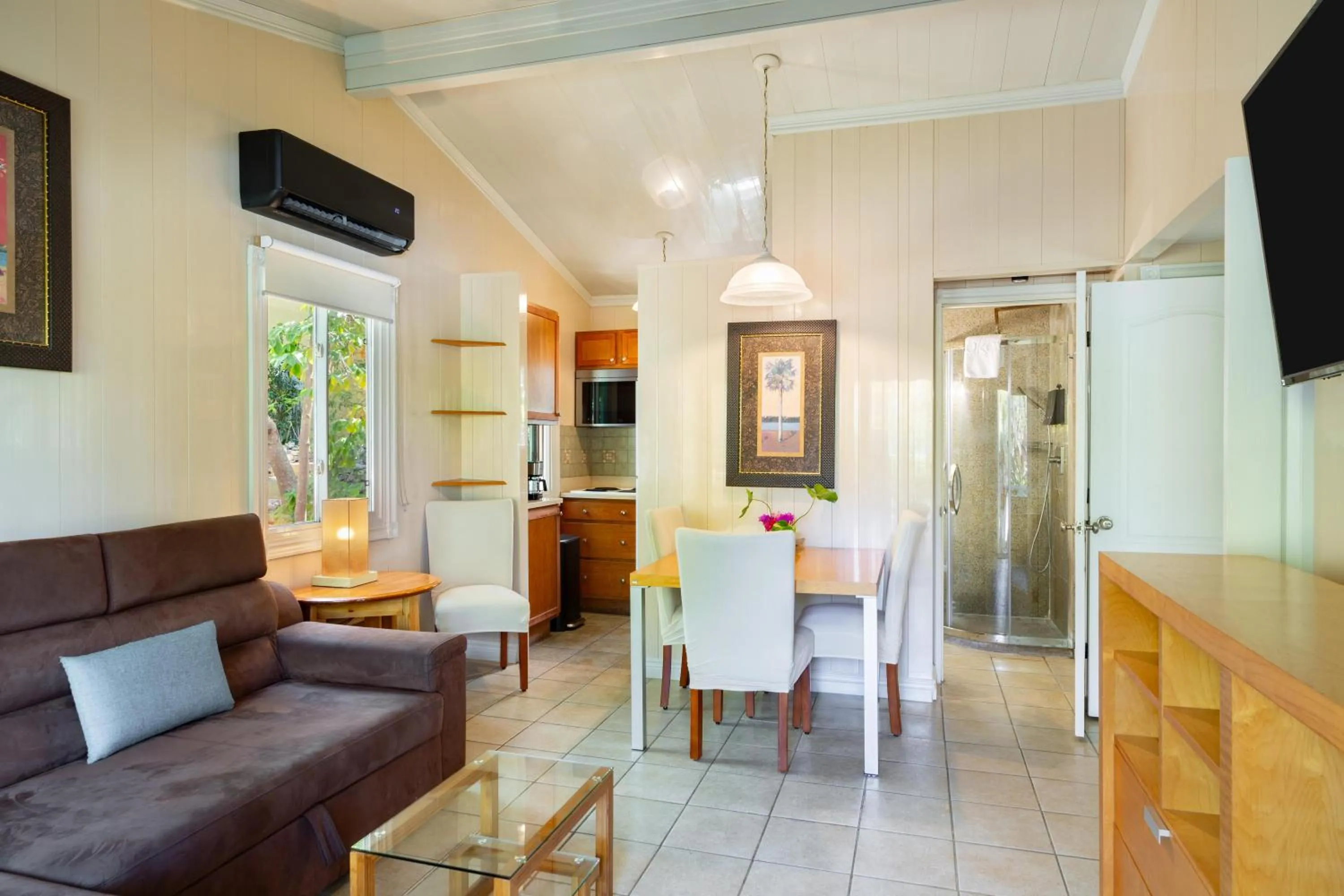 Photo of the whole room in Kokomo Botanical Resort - Caribbean Family Cottages