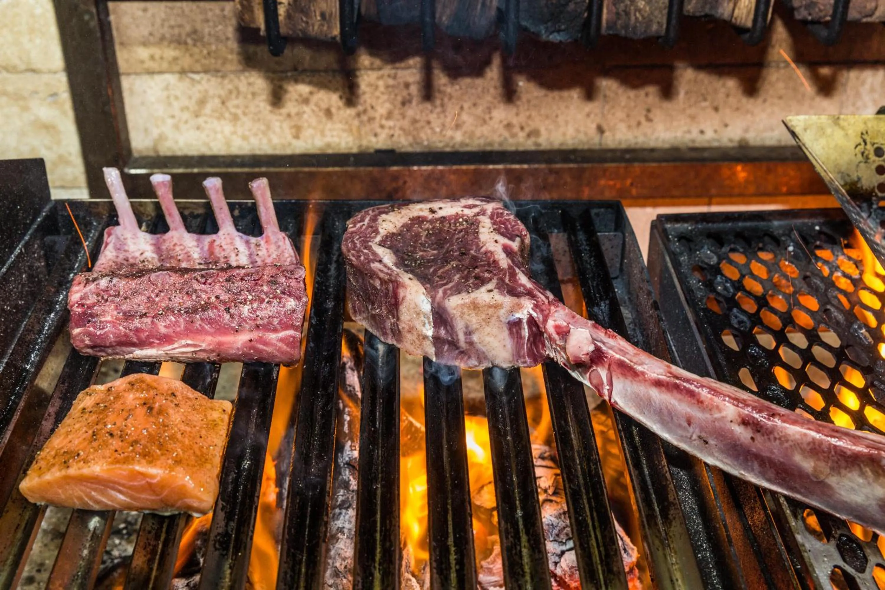 Restaurant/places to eat in Kokomo Botanical Resort - Caribbean Family Cottages