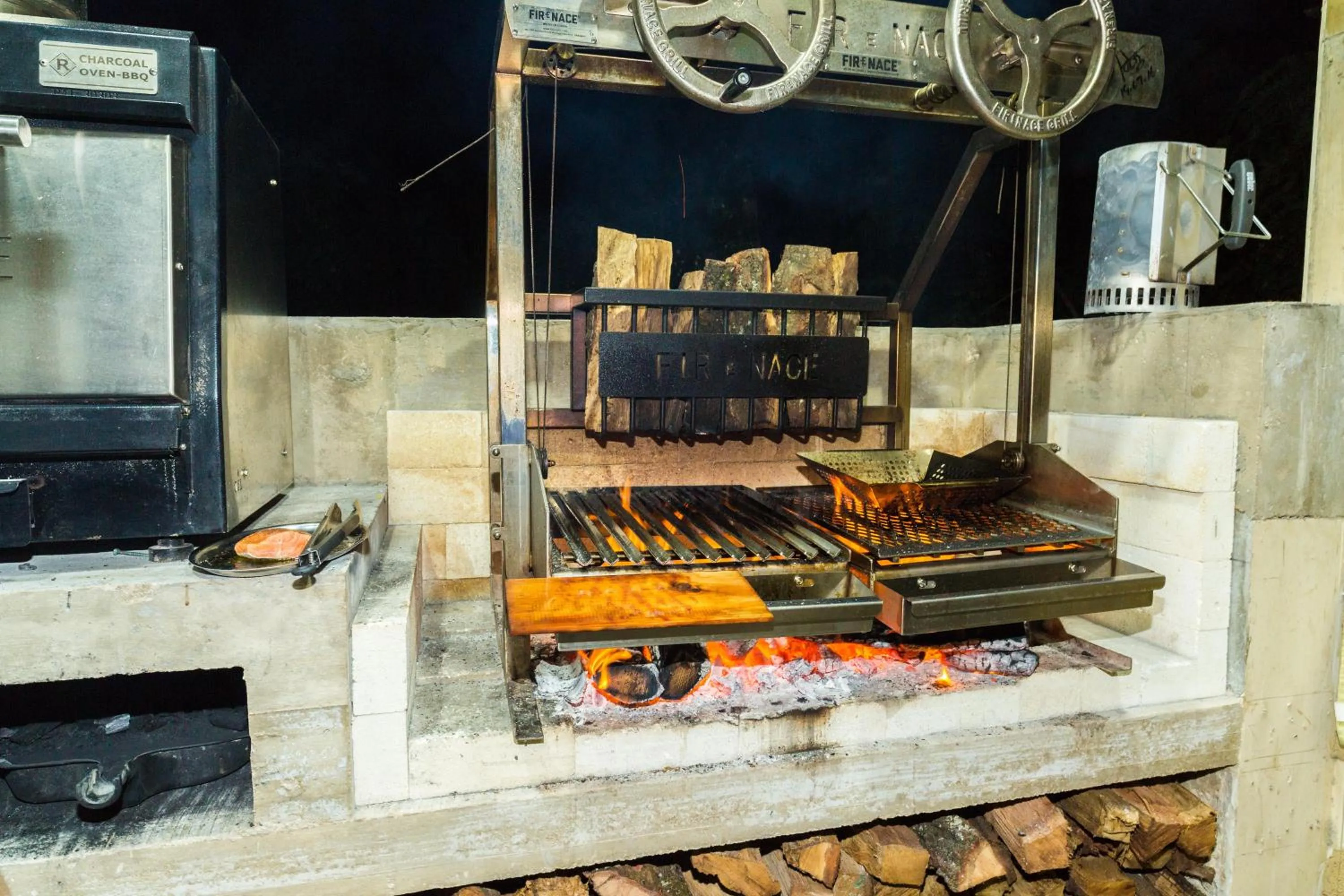 Restaurant/places to eat in Kokomo Botanical Resort - Caribbean Family Cottages