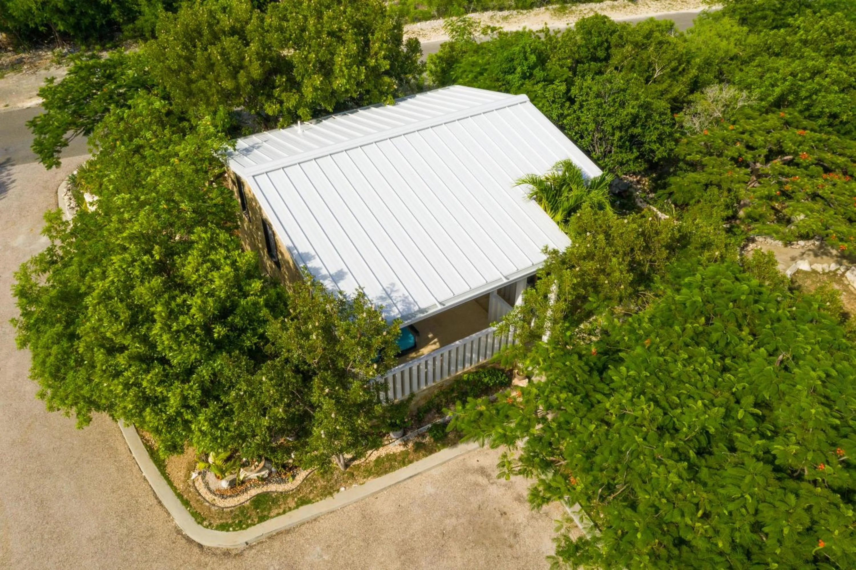 Property building in Kokomo Botanical Resort - Caribbean Family Cottages