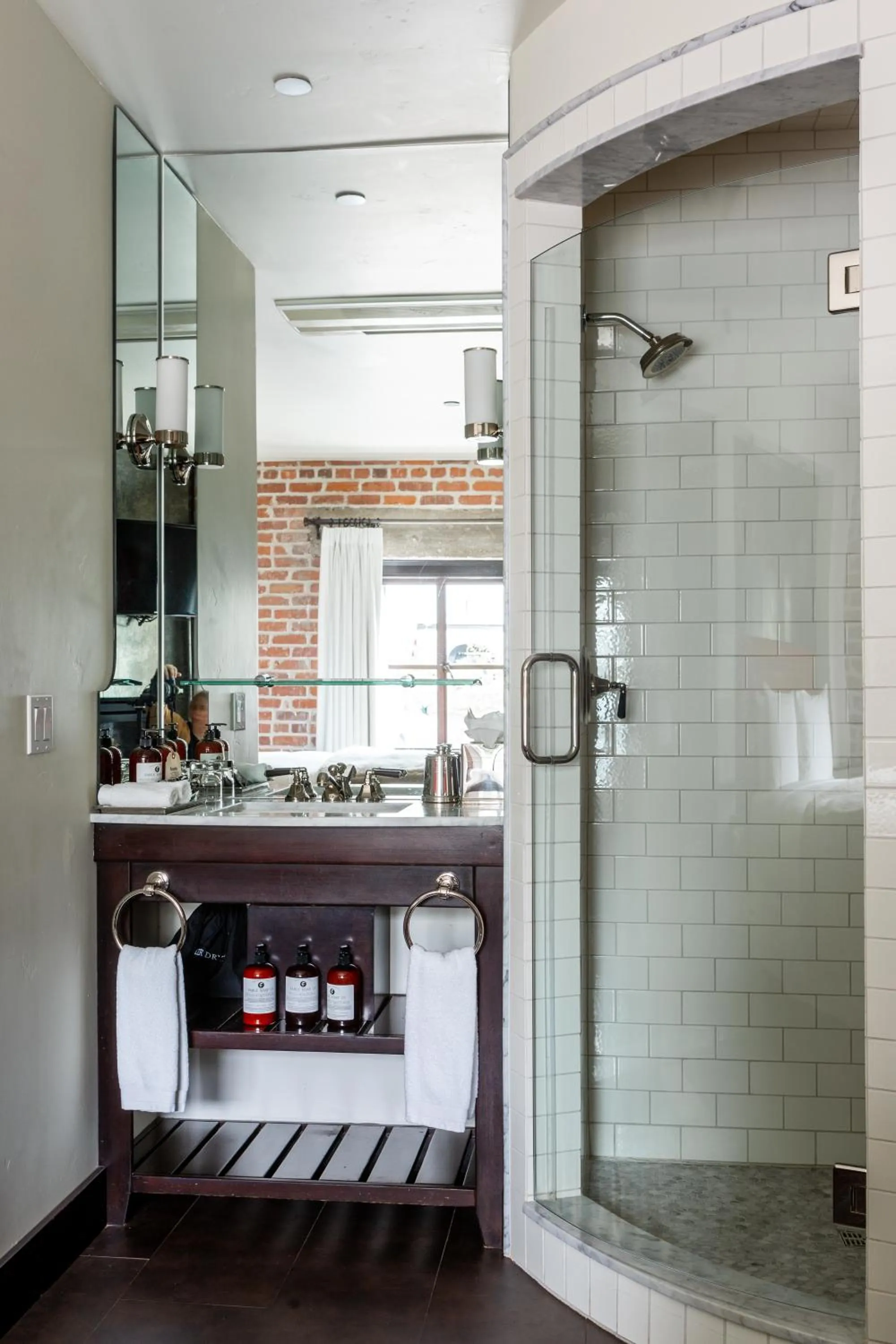 Bathroom in Granada Hotel & Bistro