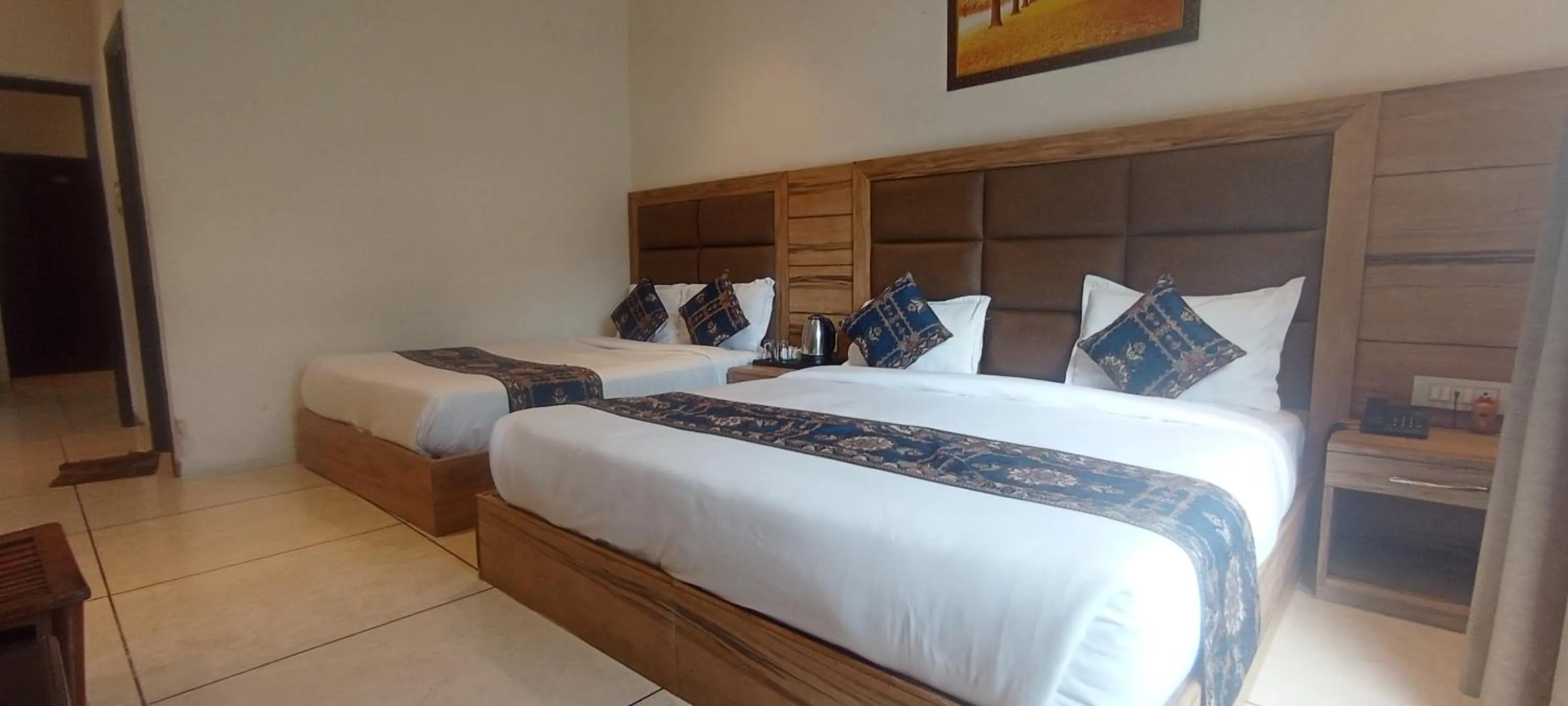 Bed in Hotel Exotic - 5 min walk from Golden Temple