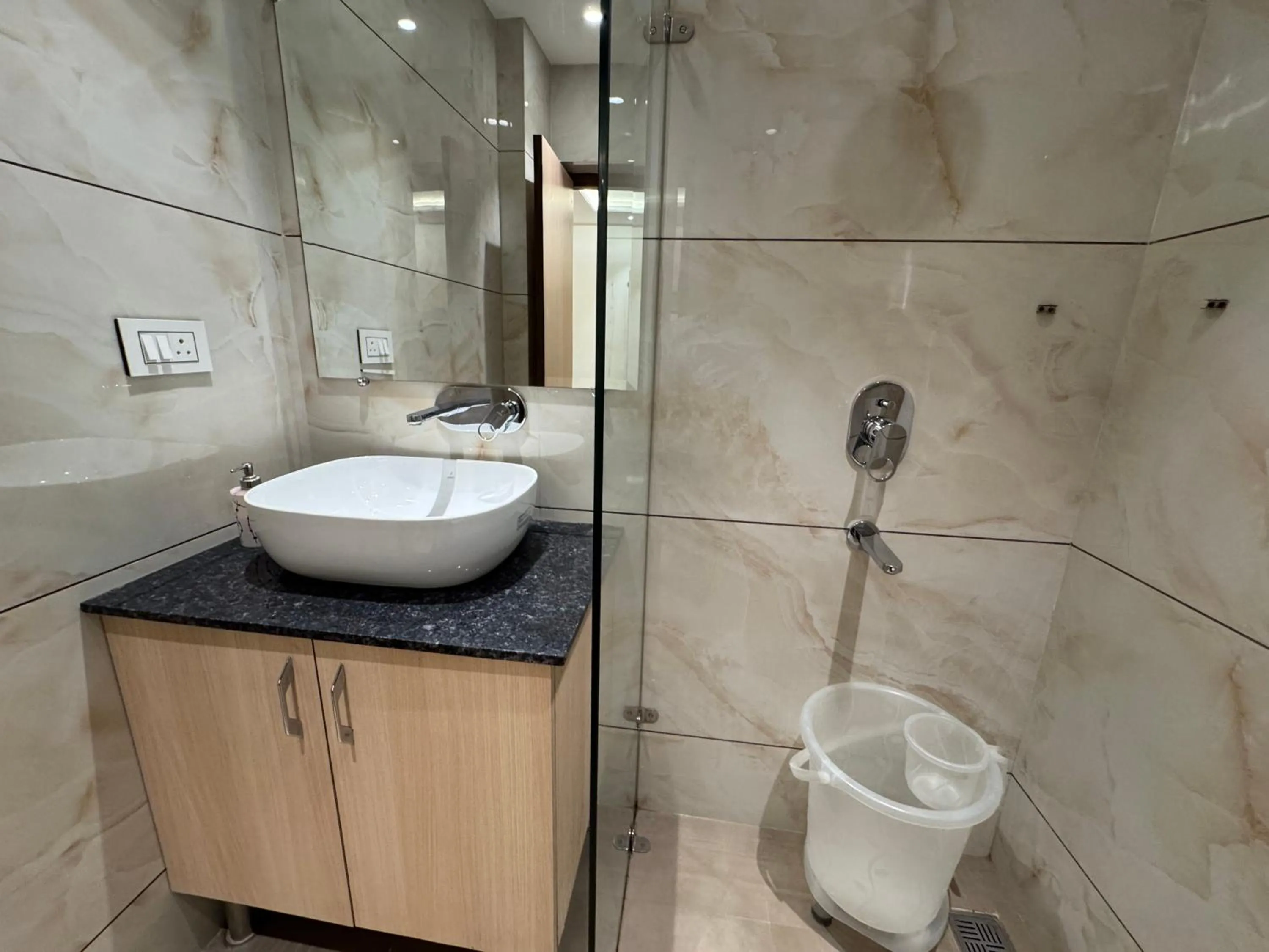 Toilet in Hotel Exotic - 5 min walk from Golden Temple