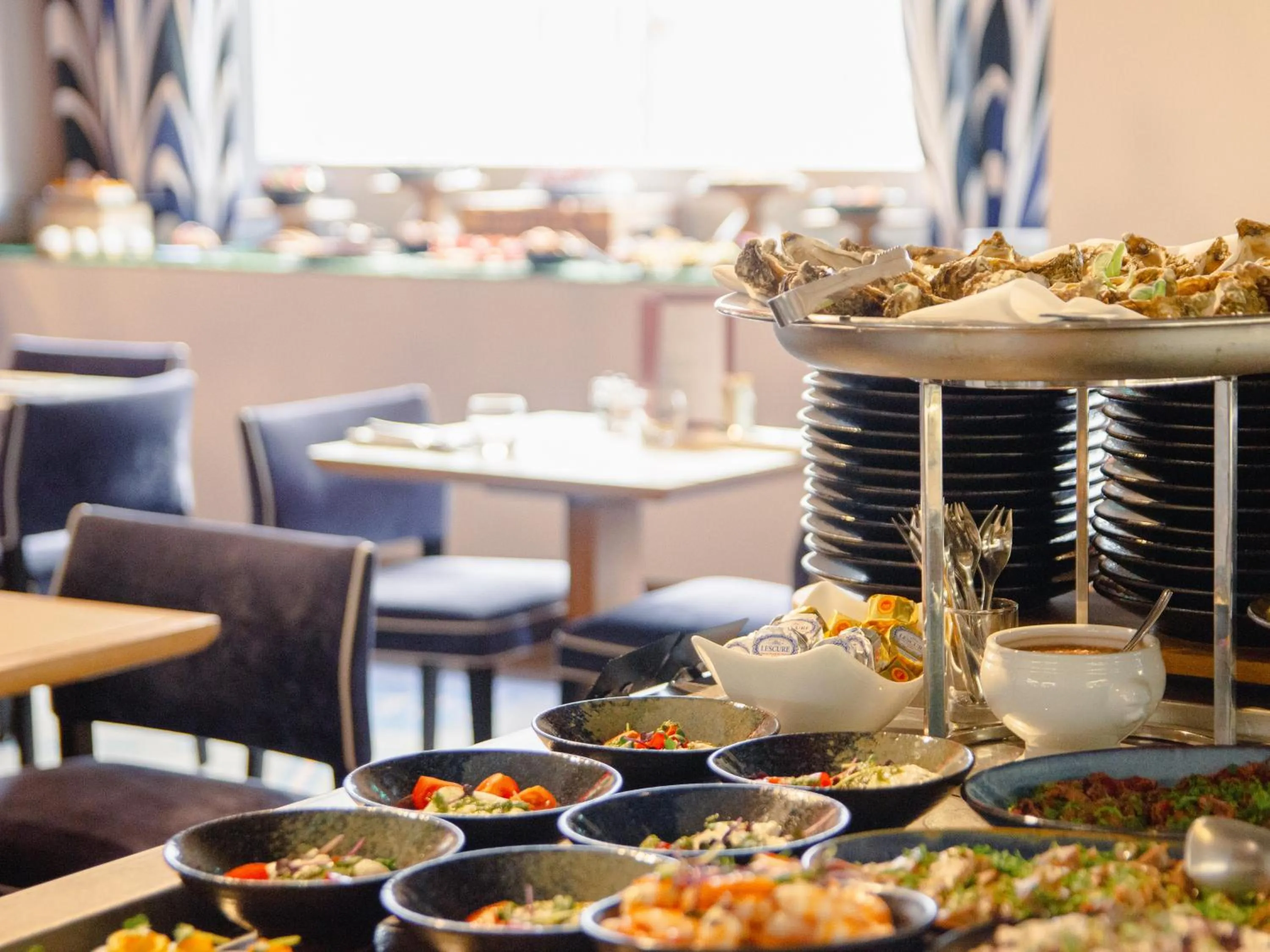 Buffet breakfast in Hôtel Bel Ami