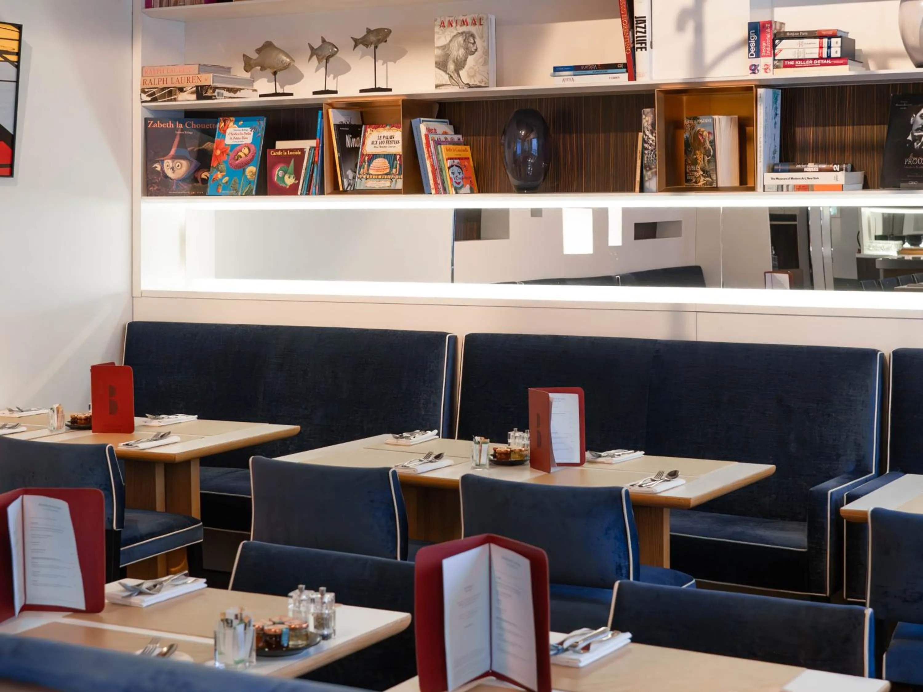 Restaurant/places to eat in Hôtel Bel Ami