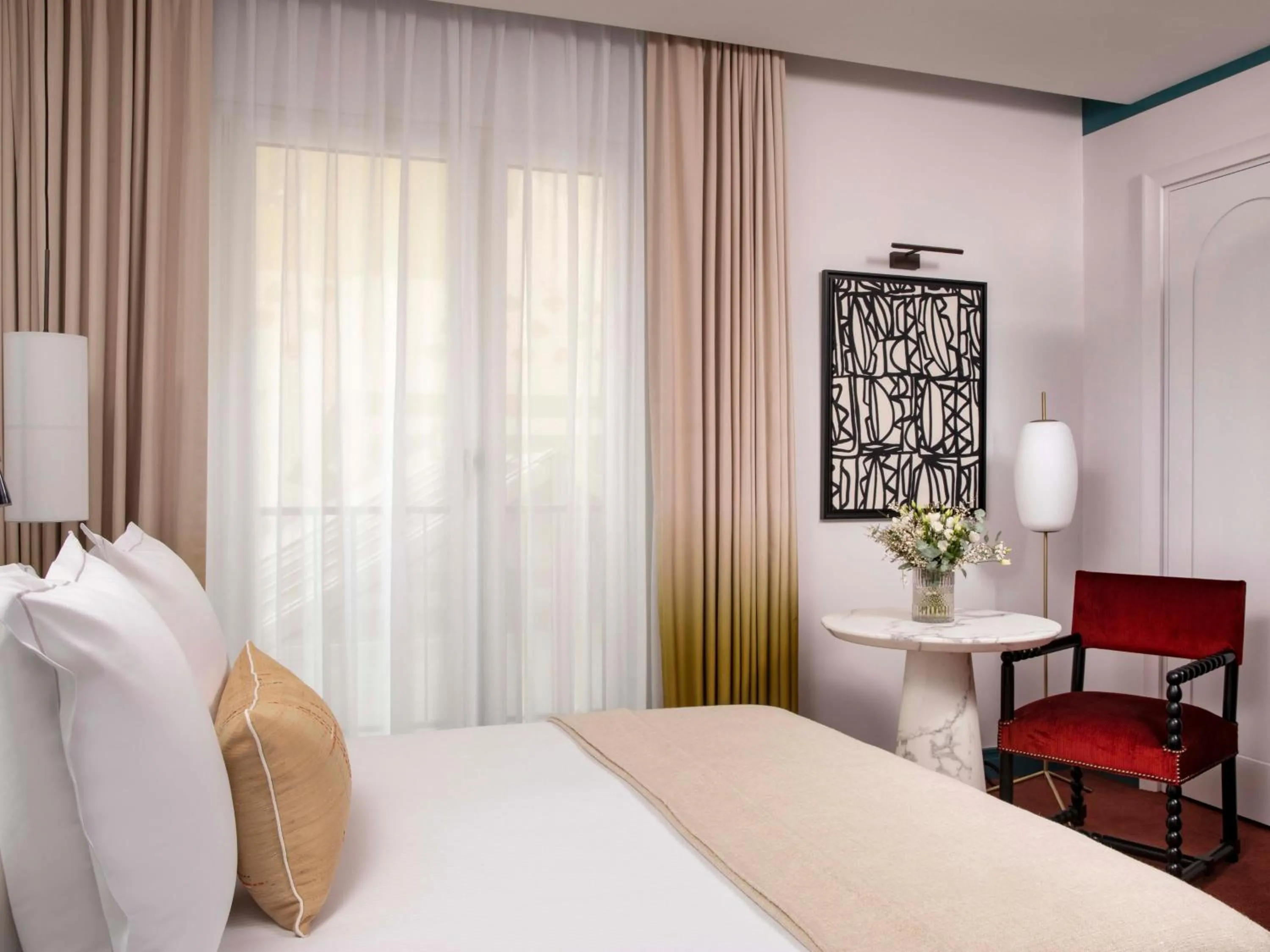 Bedroom, Bed in Hôtel Bel Ami