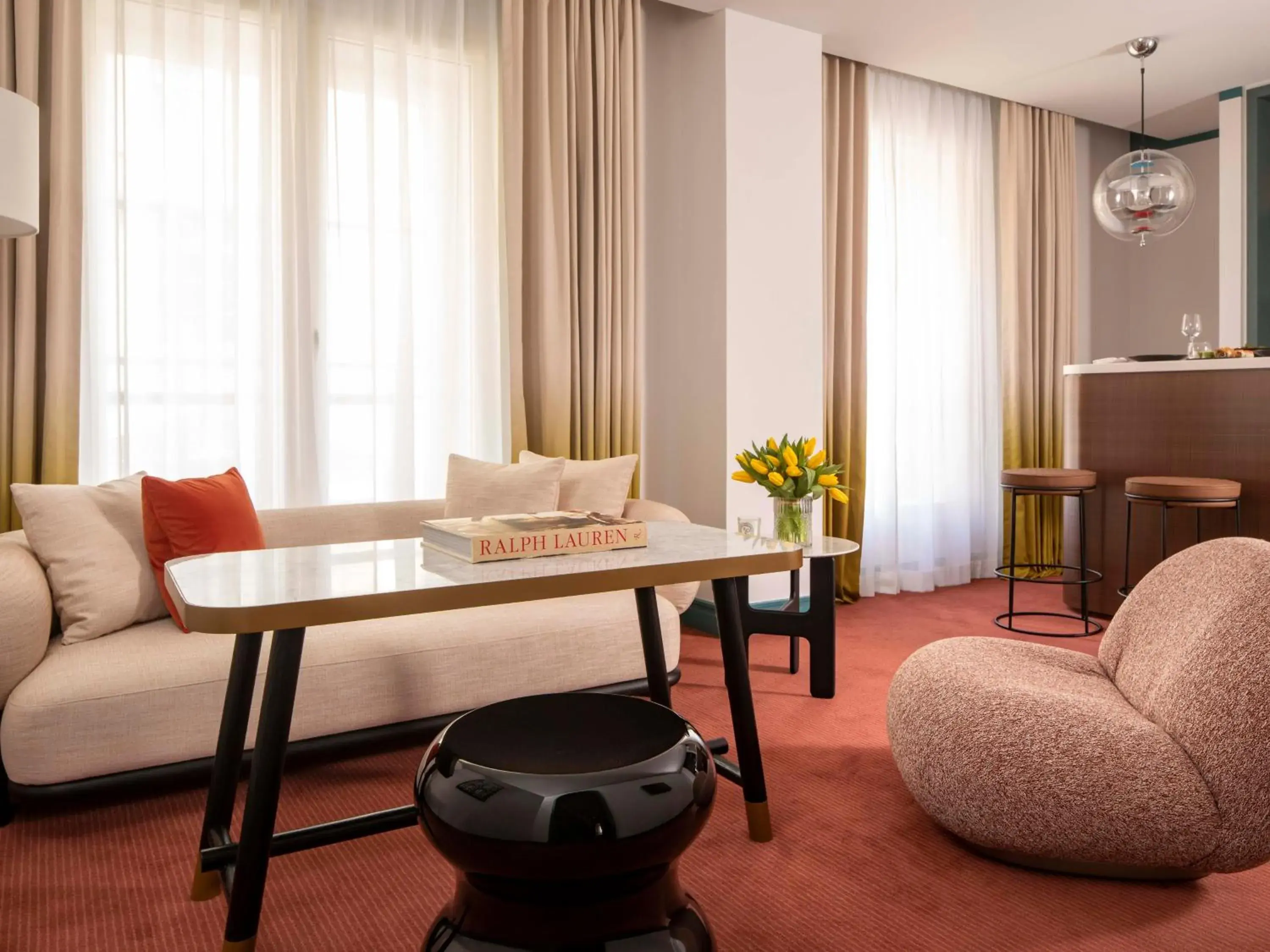 Two-Bedroom Apartment in Hôtel Bel Ami Two-Bedroom Apartment in Hôtel Bel Ami