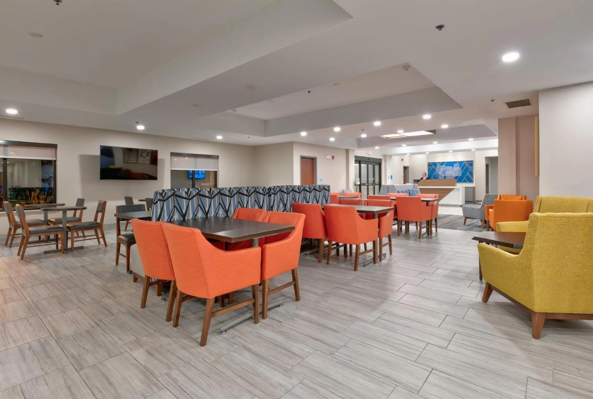 Property building in Holiday Inn Express Hotel & Suites Shakopee by IHG