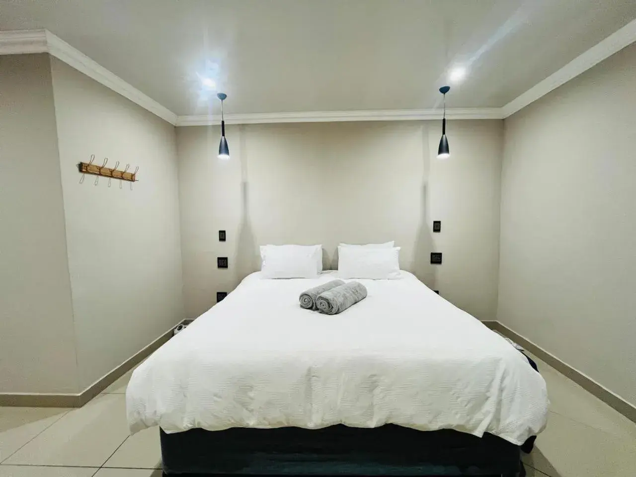 Standard King Room in New Bali Guesthouse Standard King Room in New Bali Guesthouse