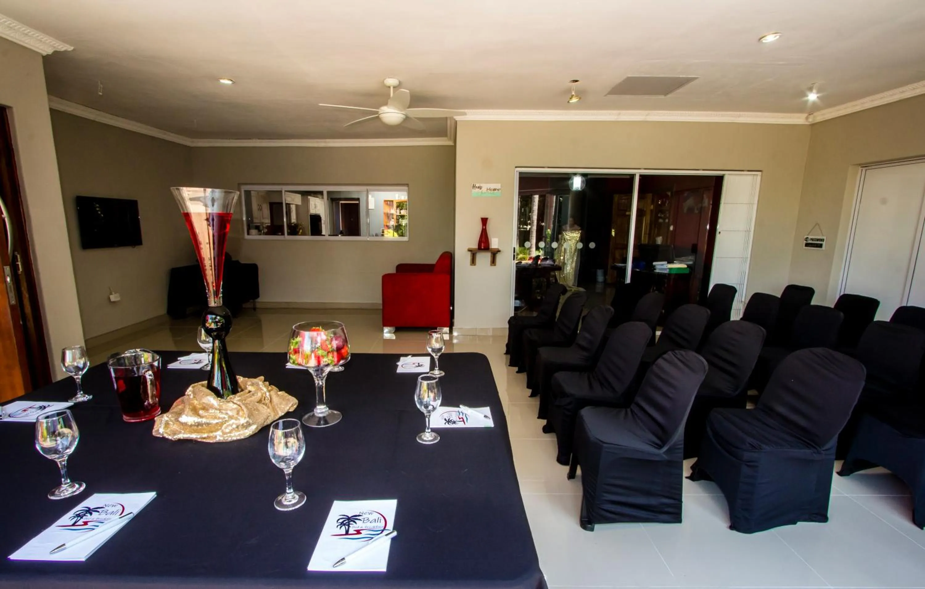 Business facilities in New Bali Guesthouse