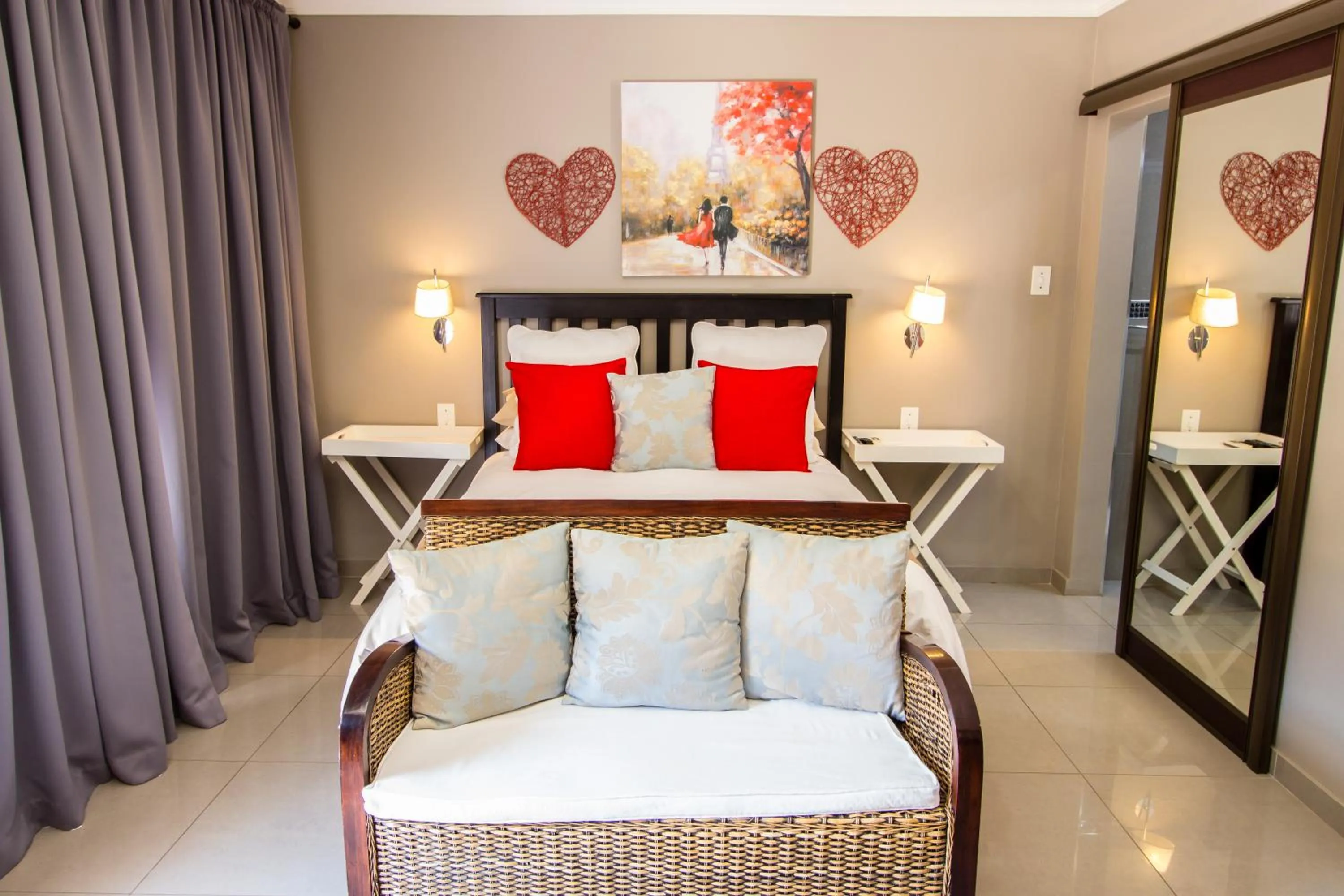 Photo of the whole room, Bed in New Bali Guesthouse