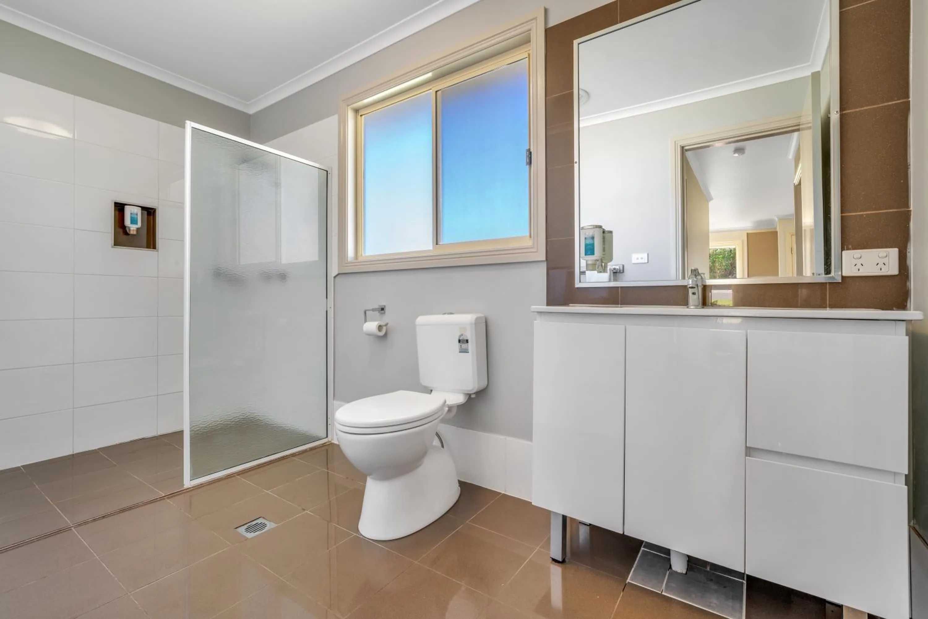 Bathroom in Ingenia Holidays Ulladulla