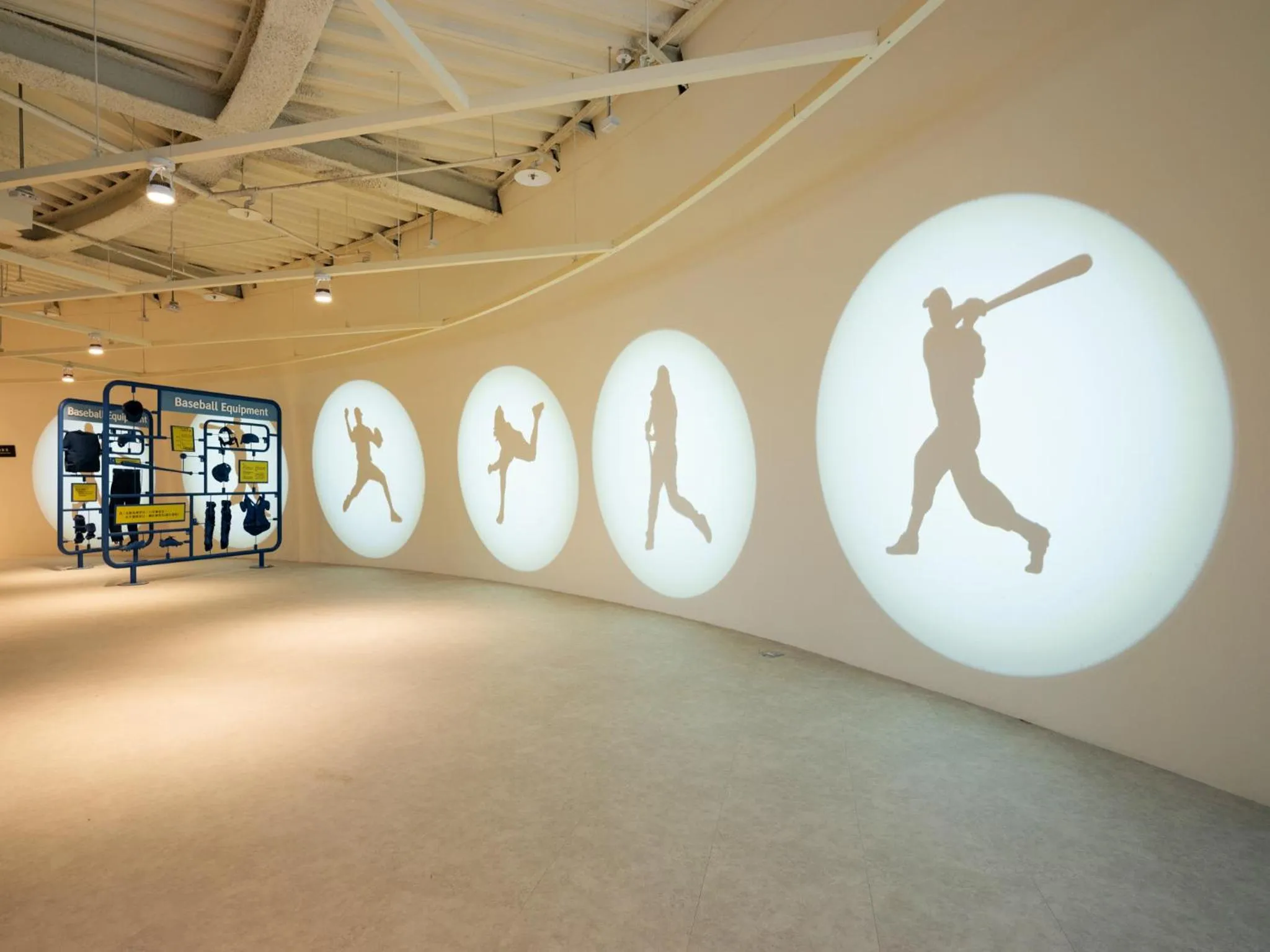 Entertainment in Fame Hall Garden Hotel