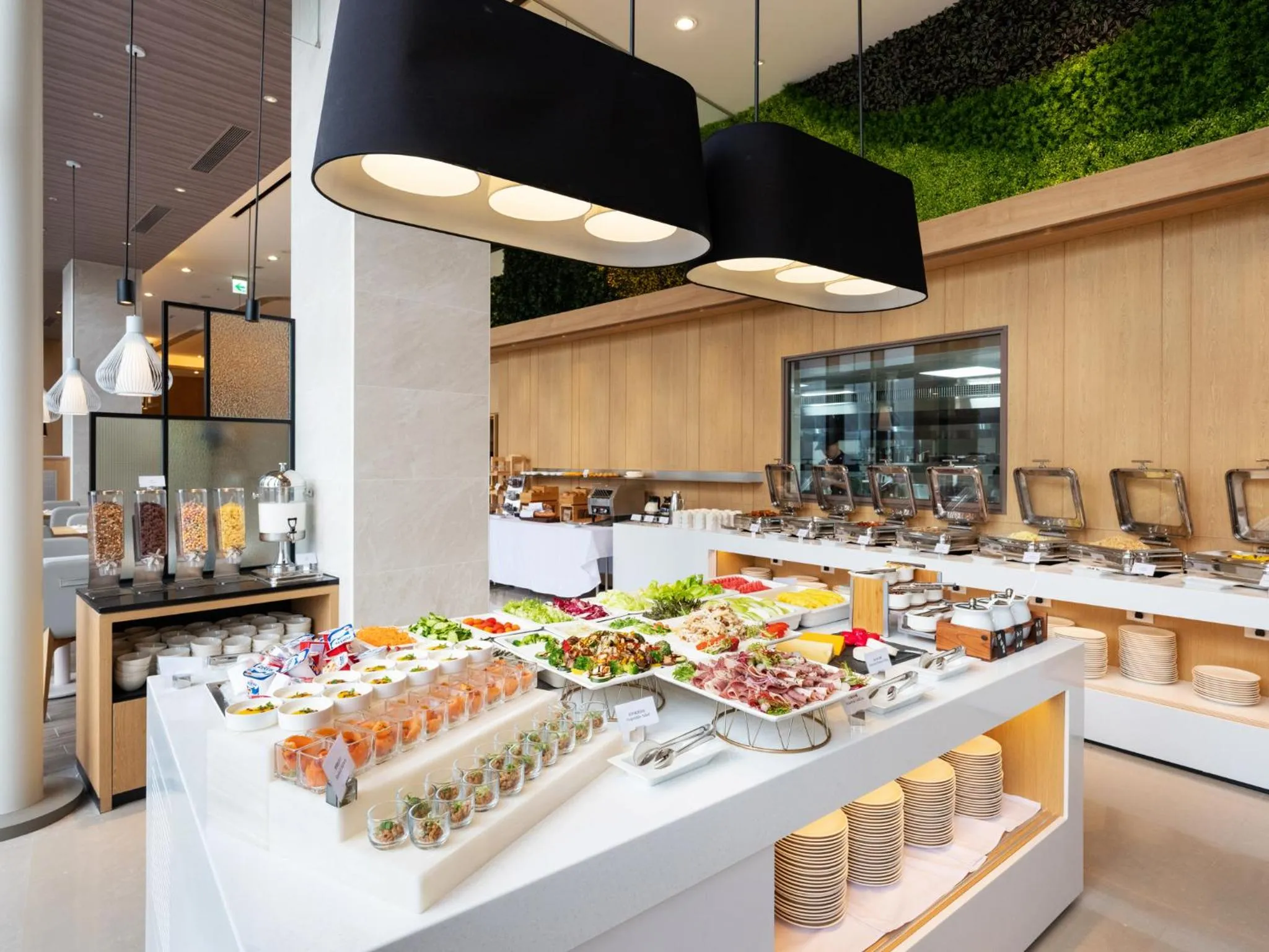 Breakfast in Fame Hall Garden Hotel