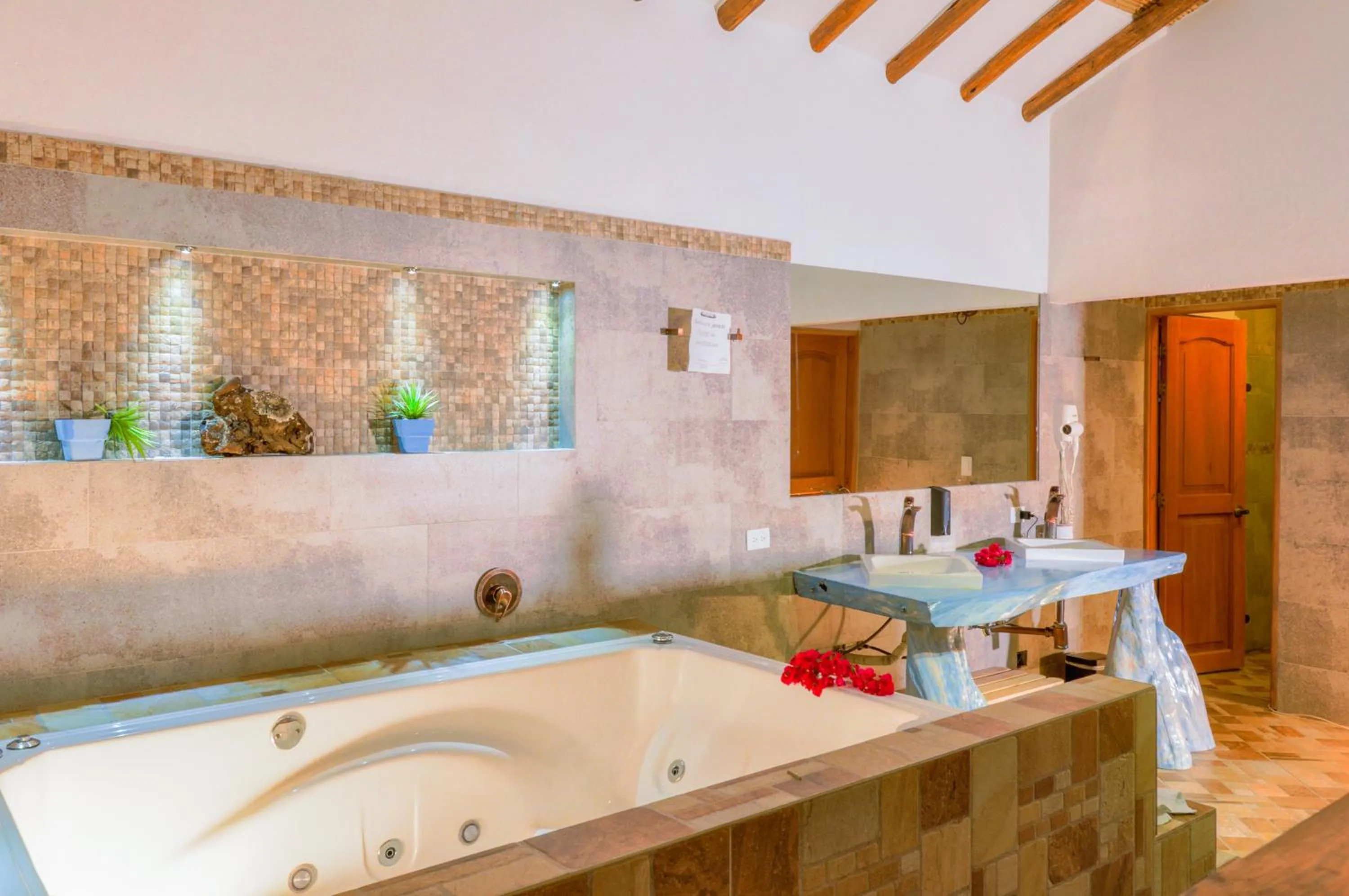 Hot Tub in Casa de Campo Hotel & Spa