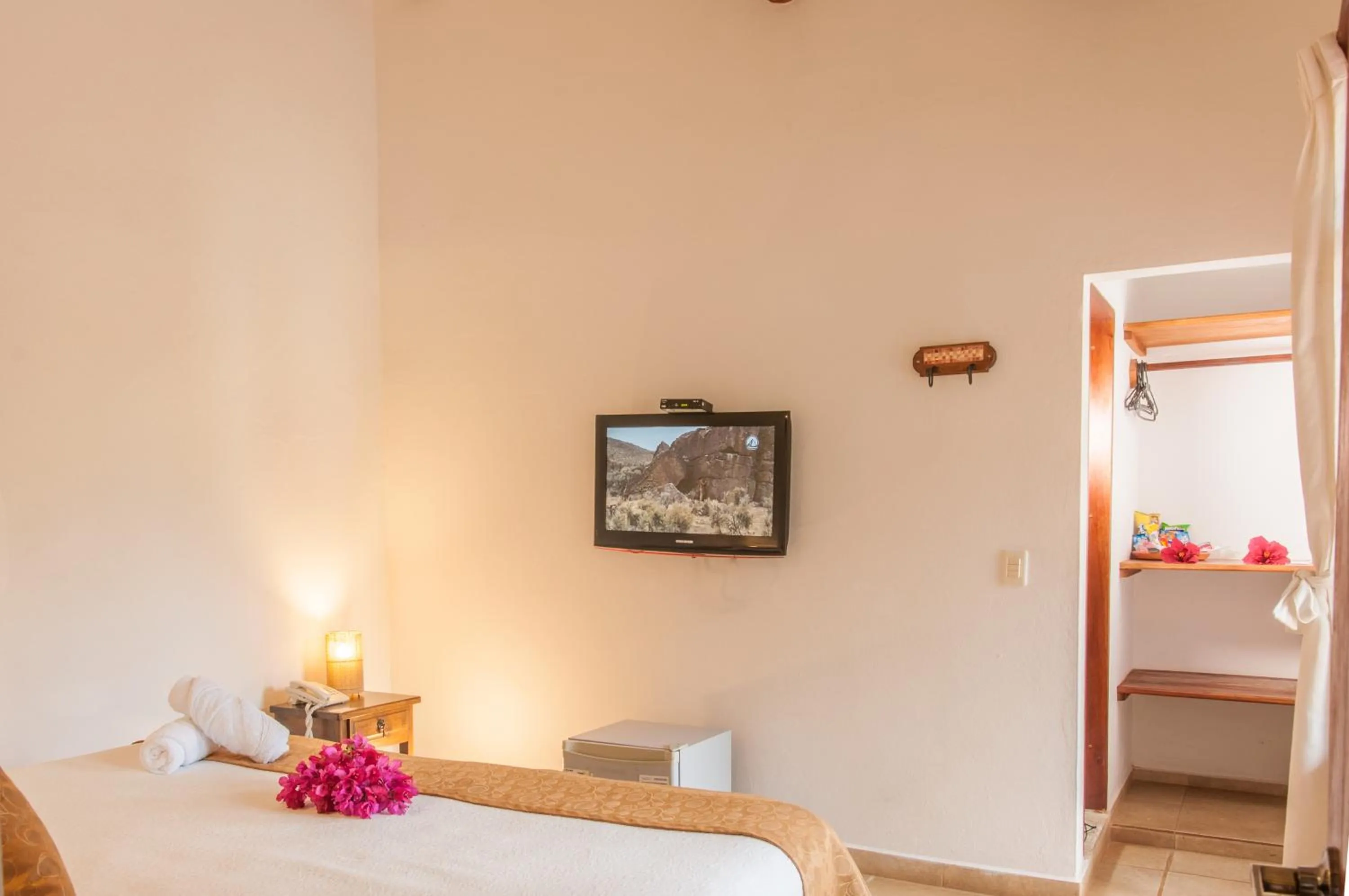 TV and multimedia, Bed in Casa de Campo Hotel & Spa