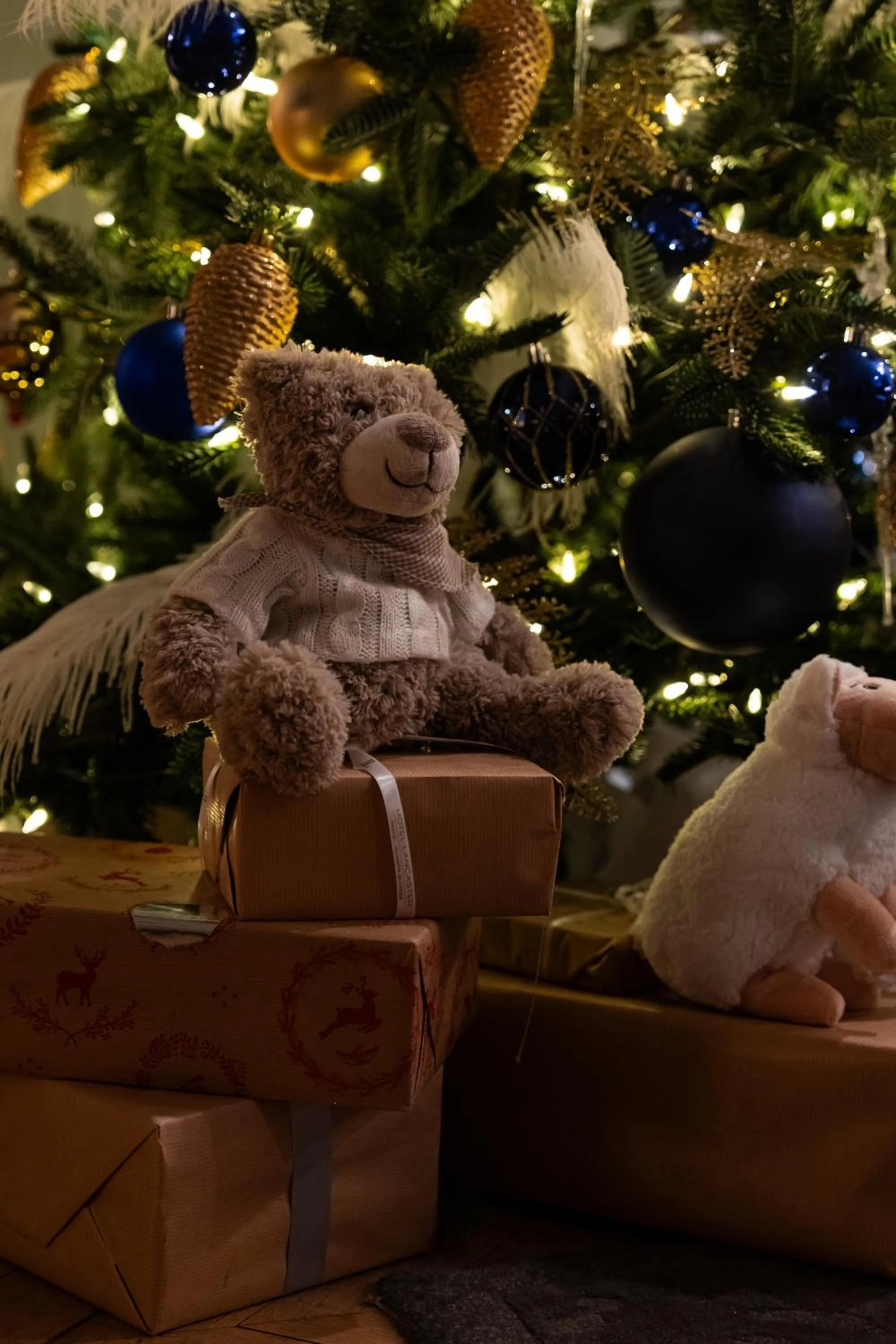 Decorative detail in Hôtel Lancaster Paris Champs-Elysées