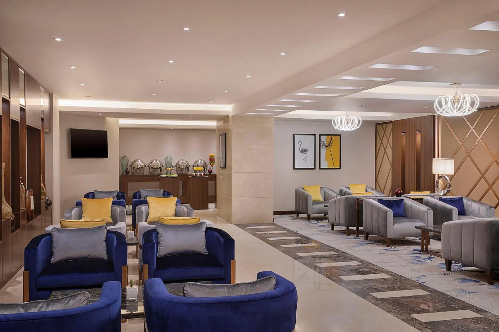 Lounge or bar in voco Al Khobar by IHG