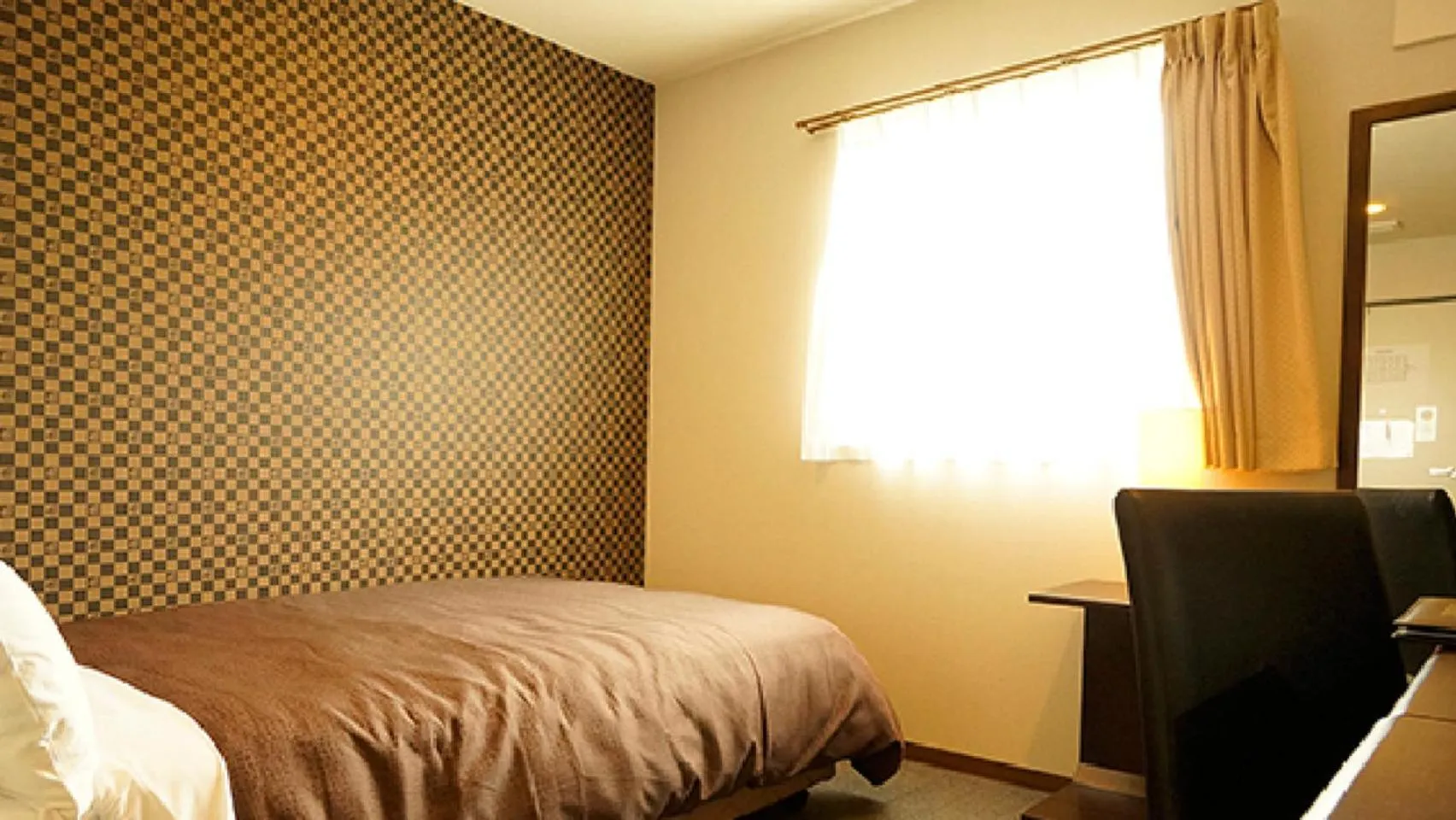 Bed in HOTEL LiVEMAX Himeji Ekimae