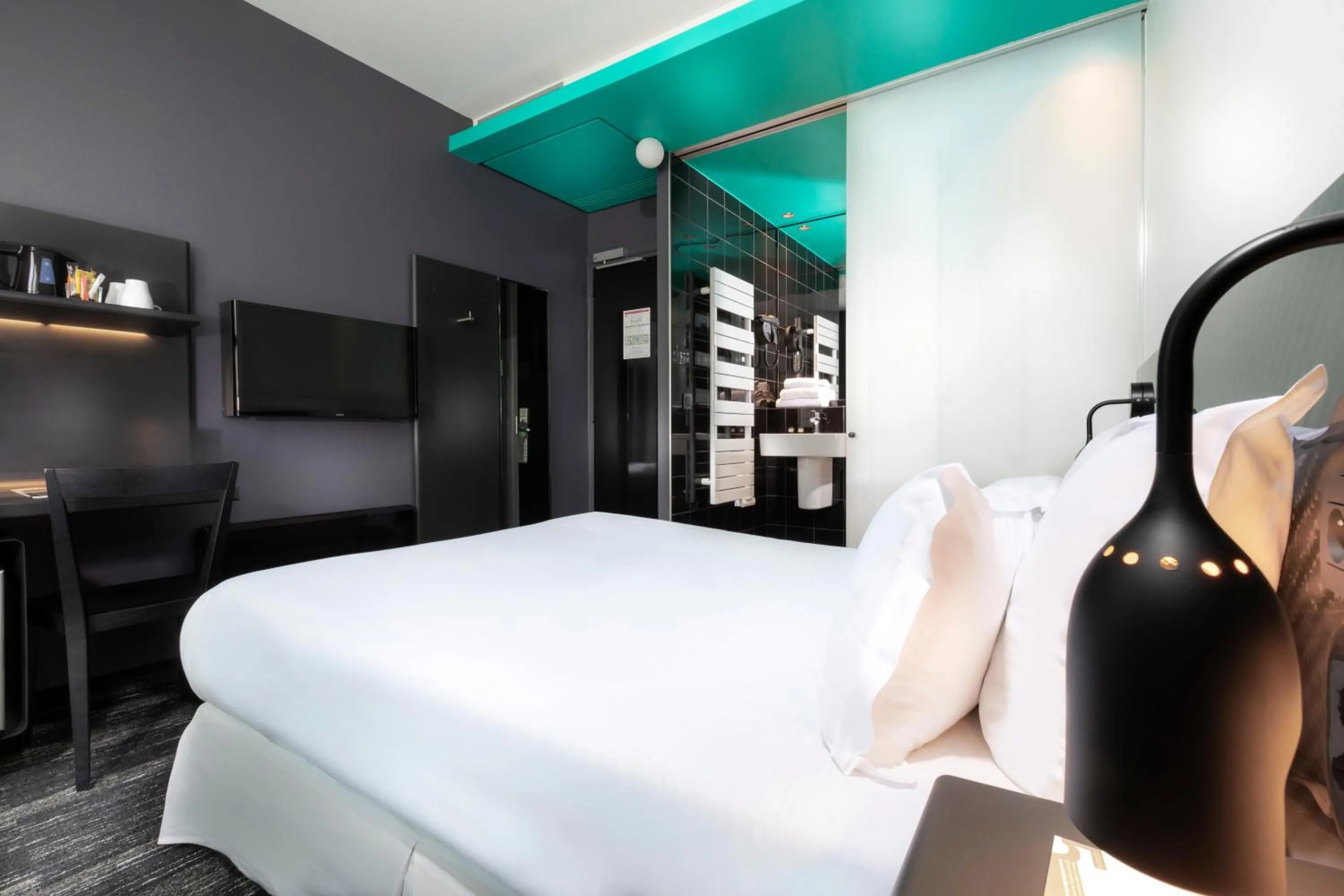 Bed in Libertel Gare de L'Est Francais