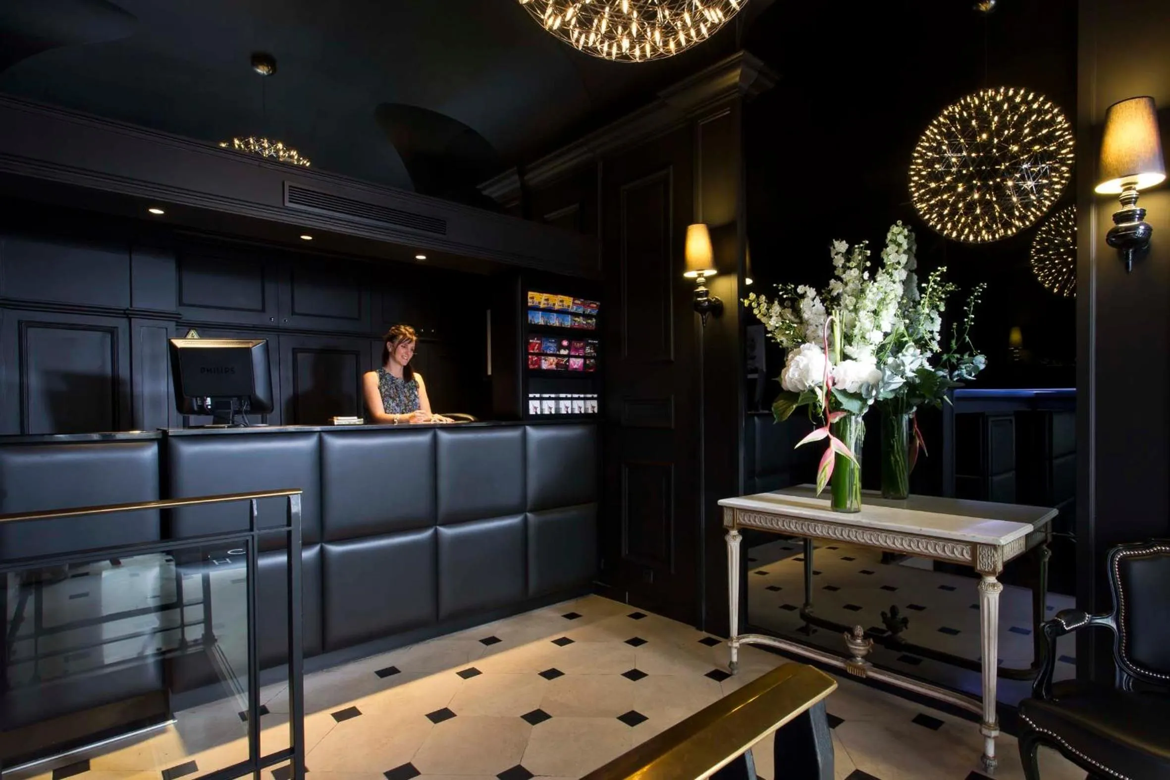 Lobby or reception in Hôtel ICÔNE