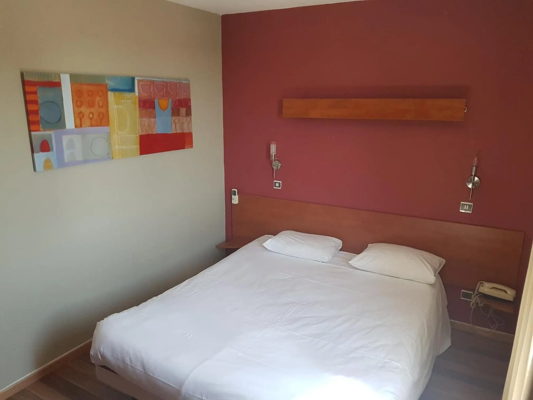 Bed in Hôtel Point Bleu