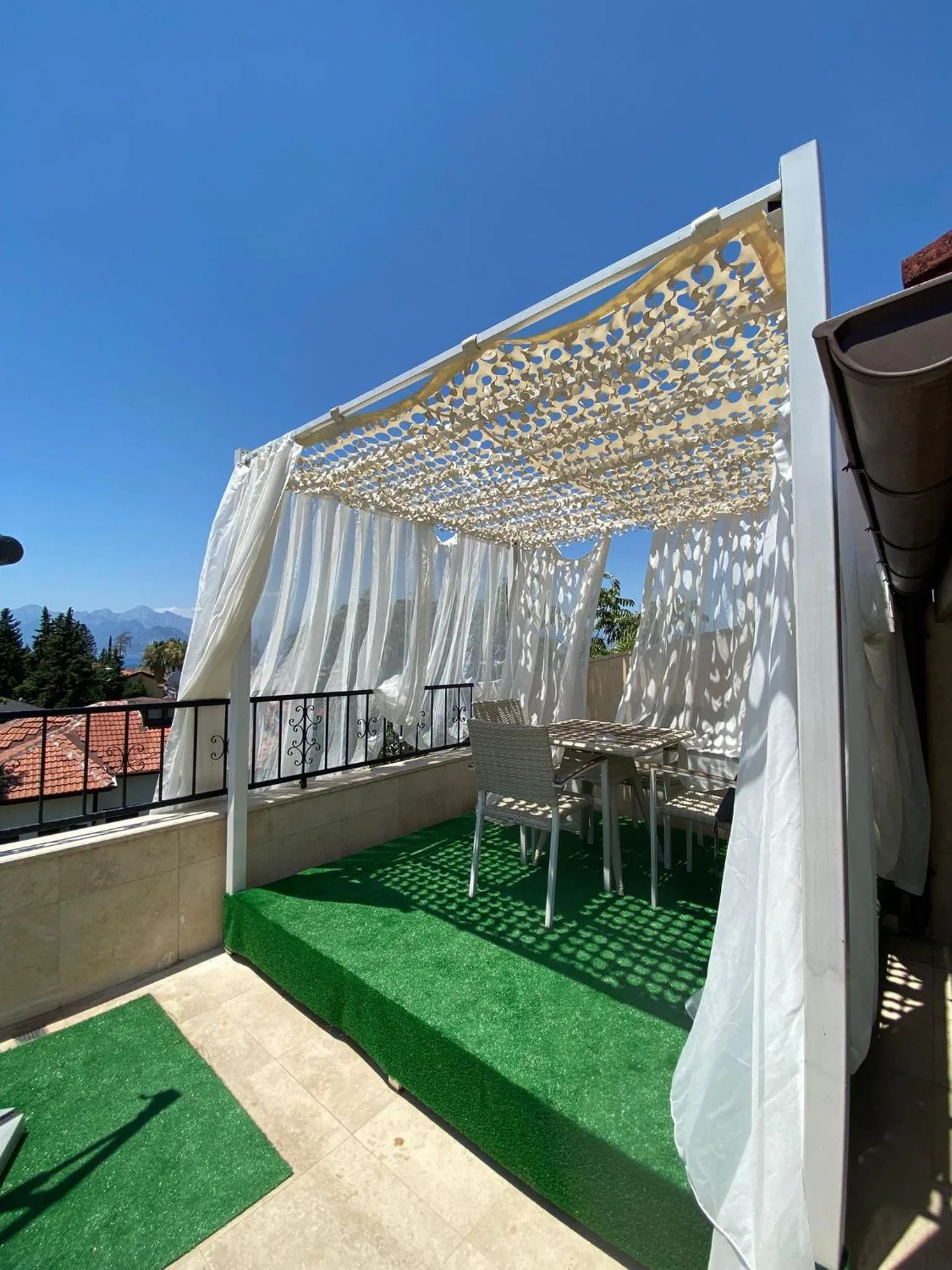 Balcony/Terrace in Castle Old Town Hotel