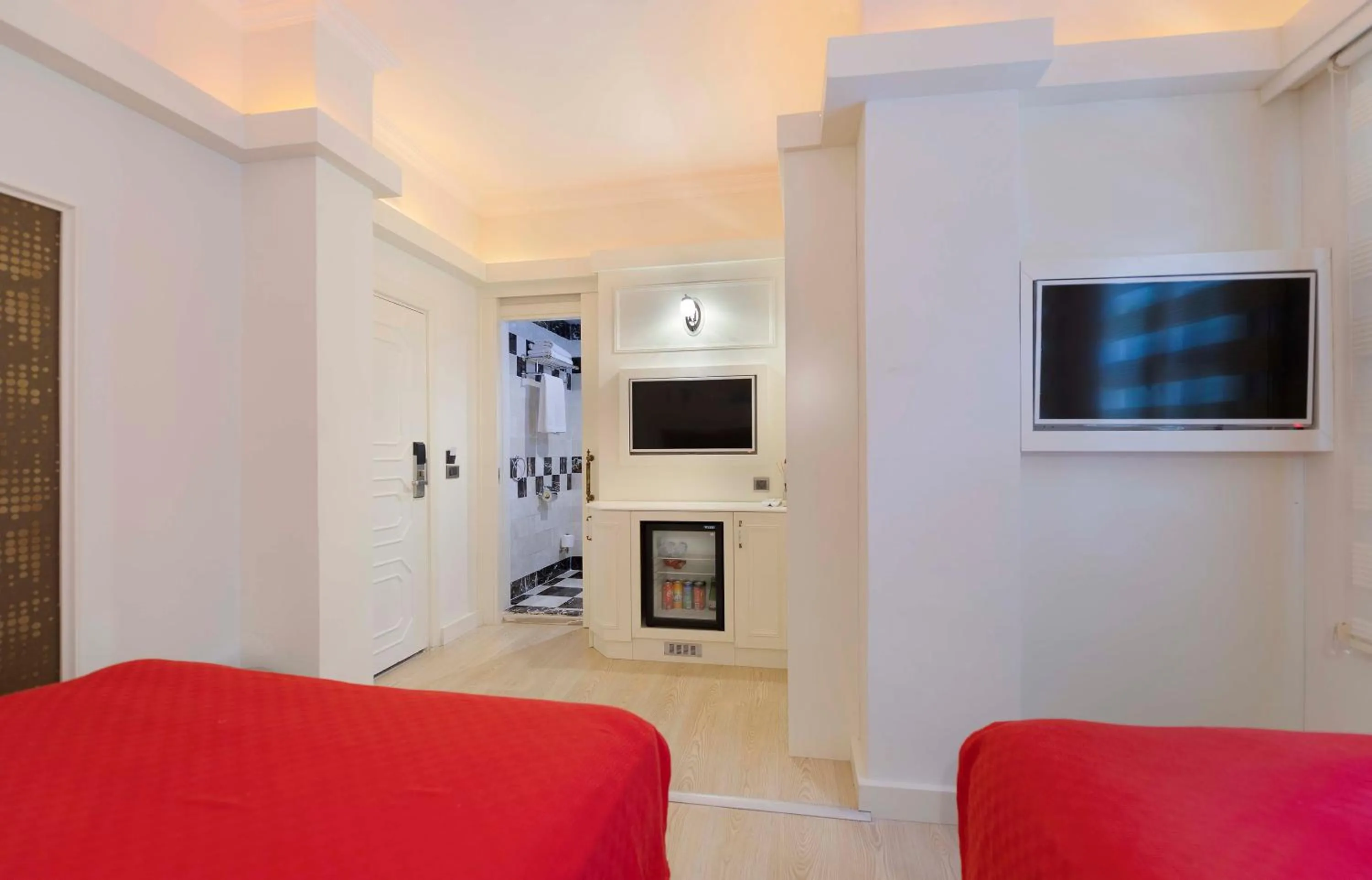 Photo of the whole room in Castle Old Town Hotel