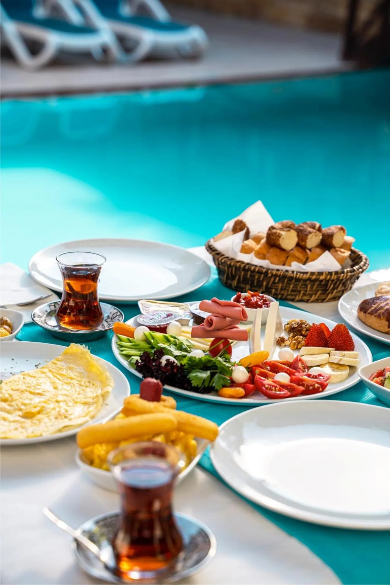 Breakfast in Castle Old Town Hotel