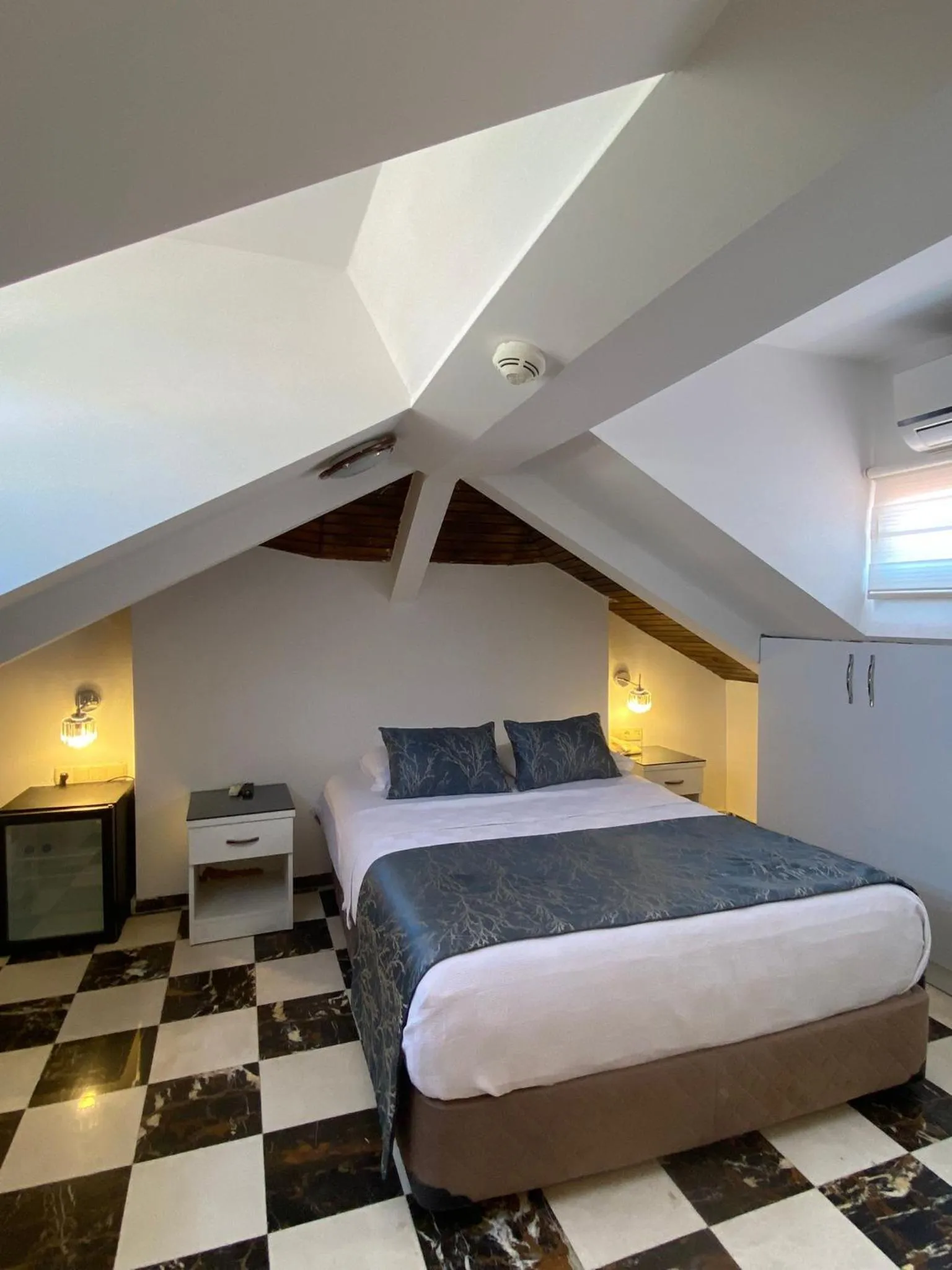 Massage, Bed in Castle Old Town Hotel